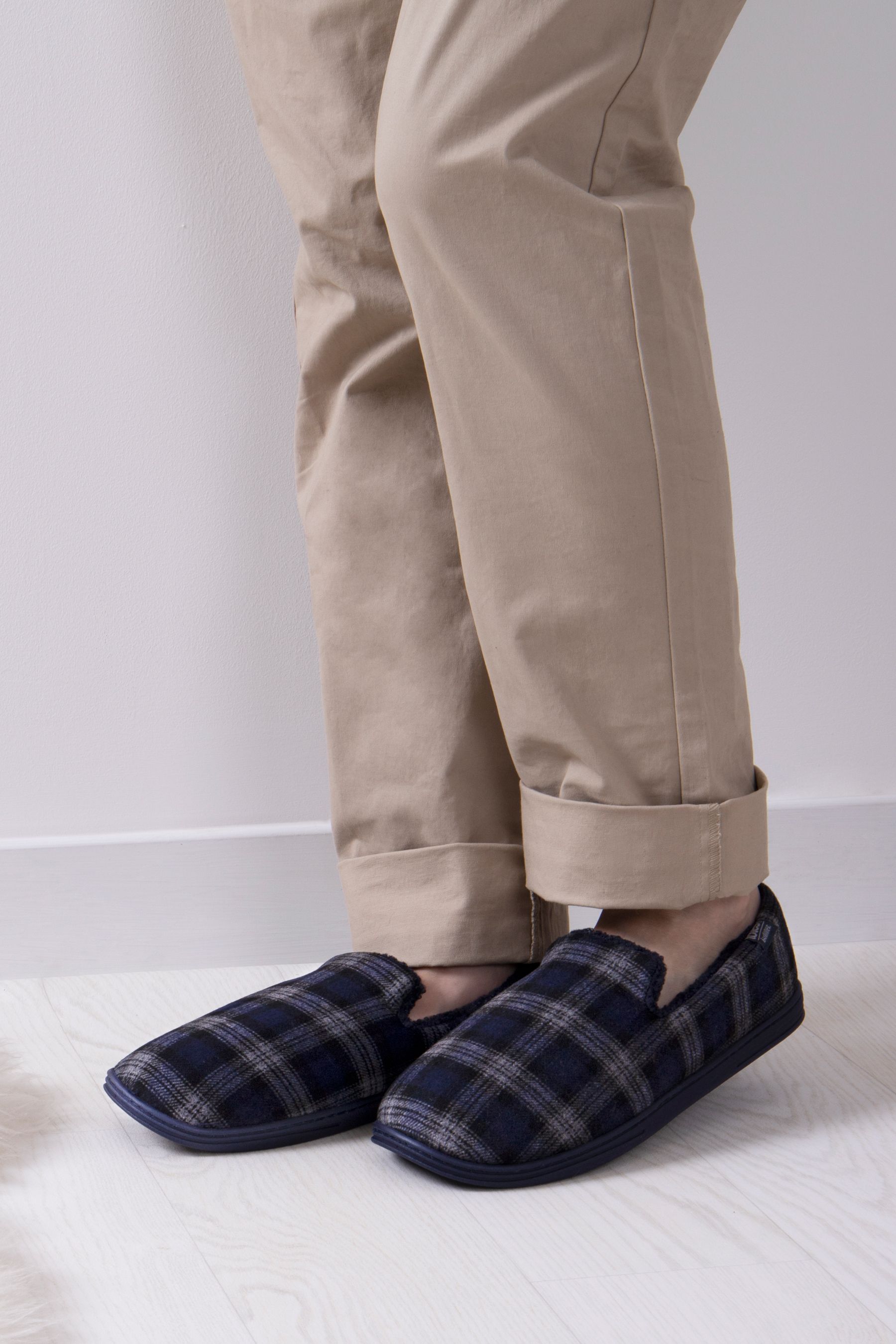 Buy Totes Isotoner Mens Wool Check Full 