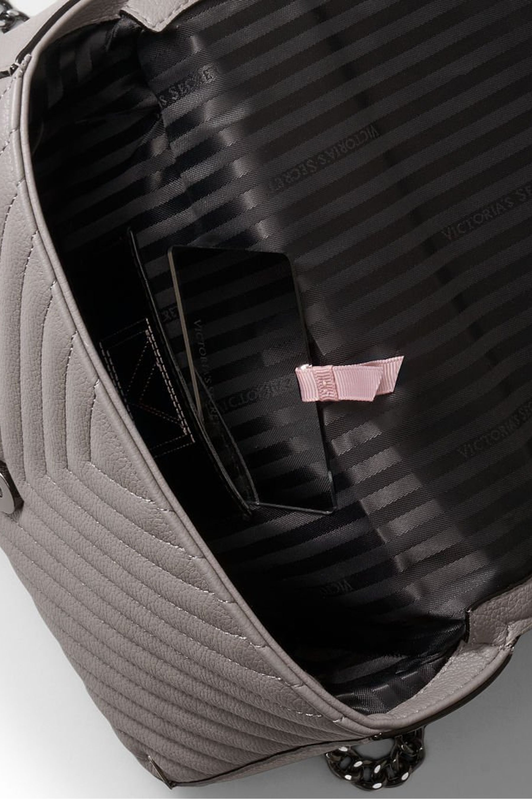 Victoria secret chevron hotsell quilted shoulder bag