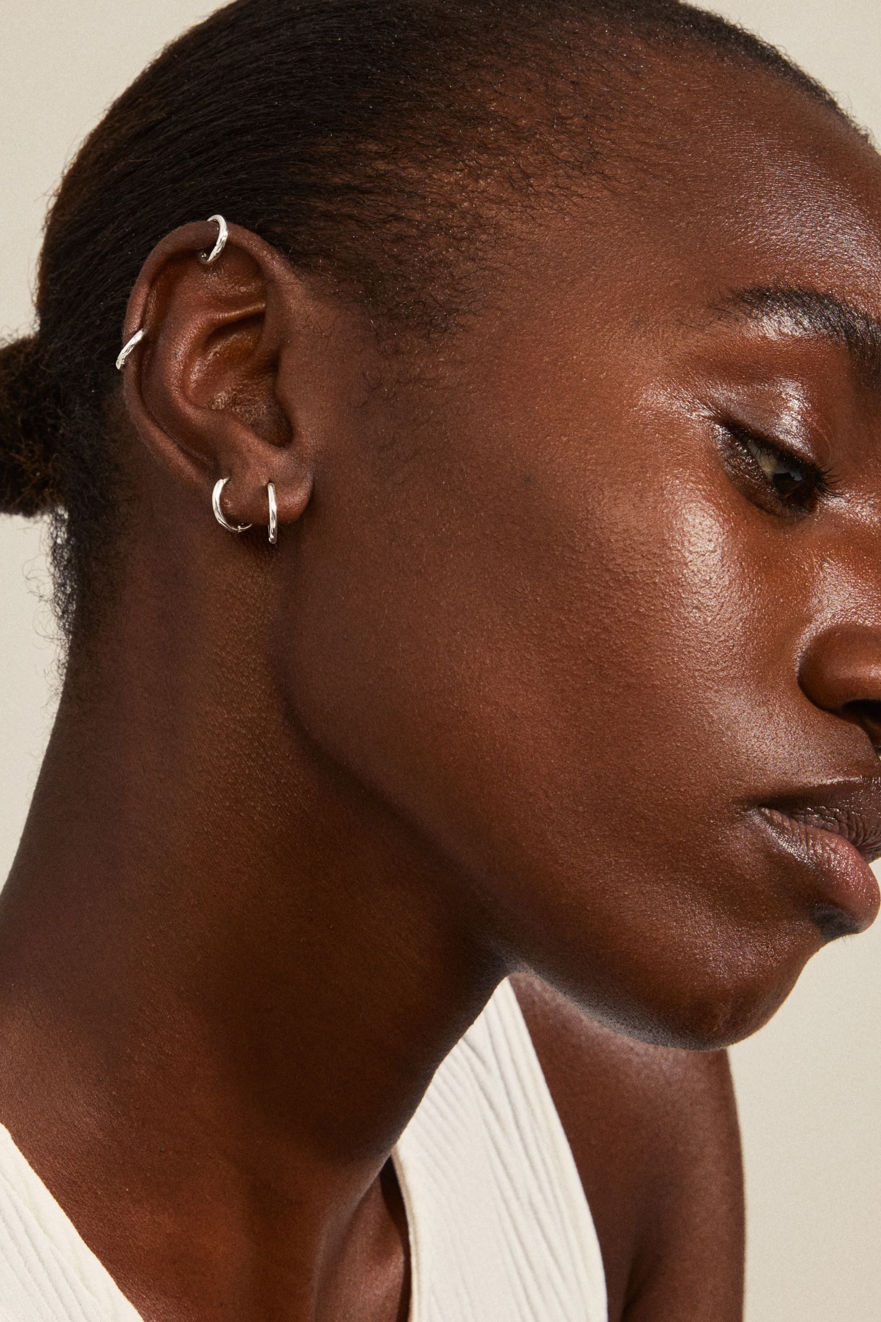 Classic huggie top hoop earrings