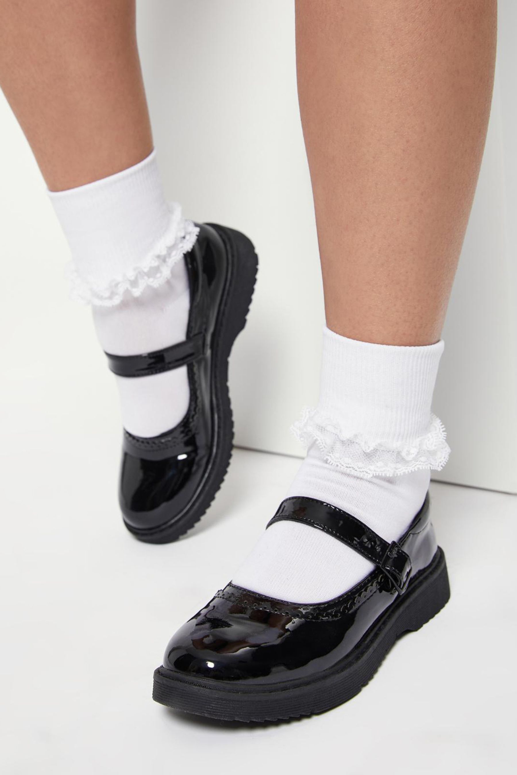 Black chunky mary janes best sale