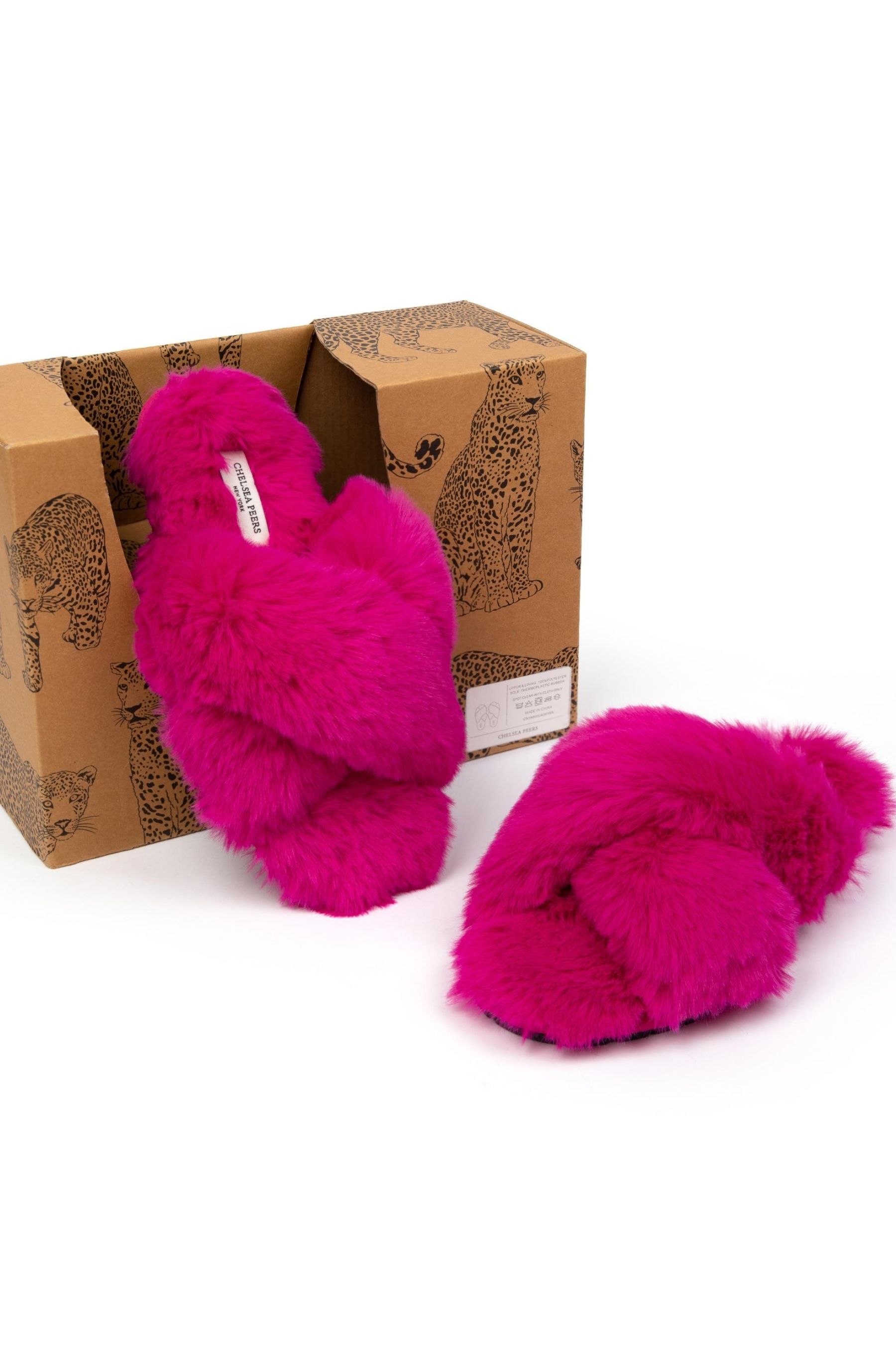 Hot pink outlet slippers
