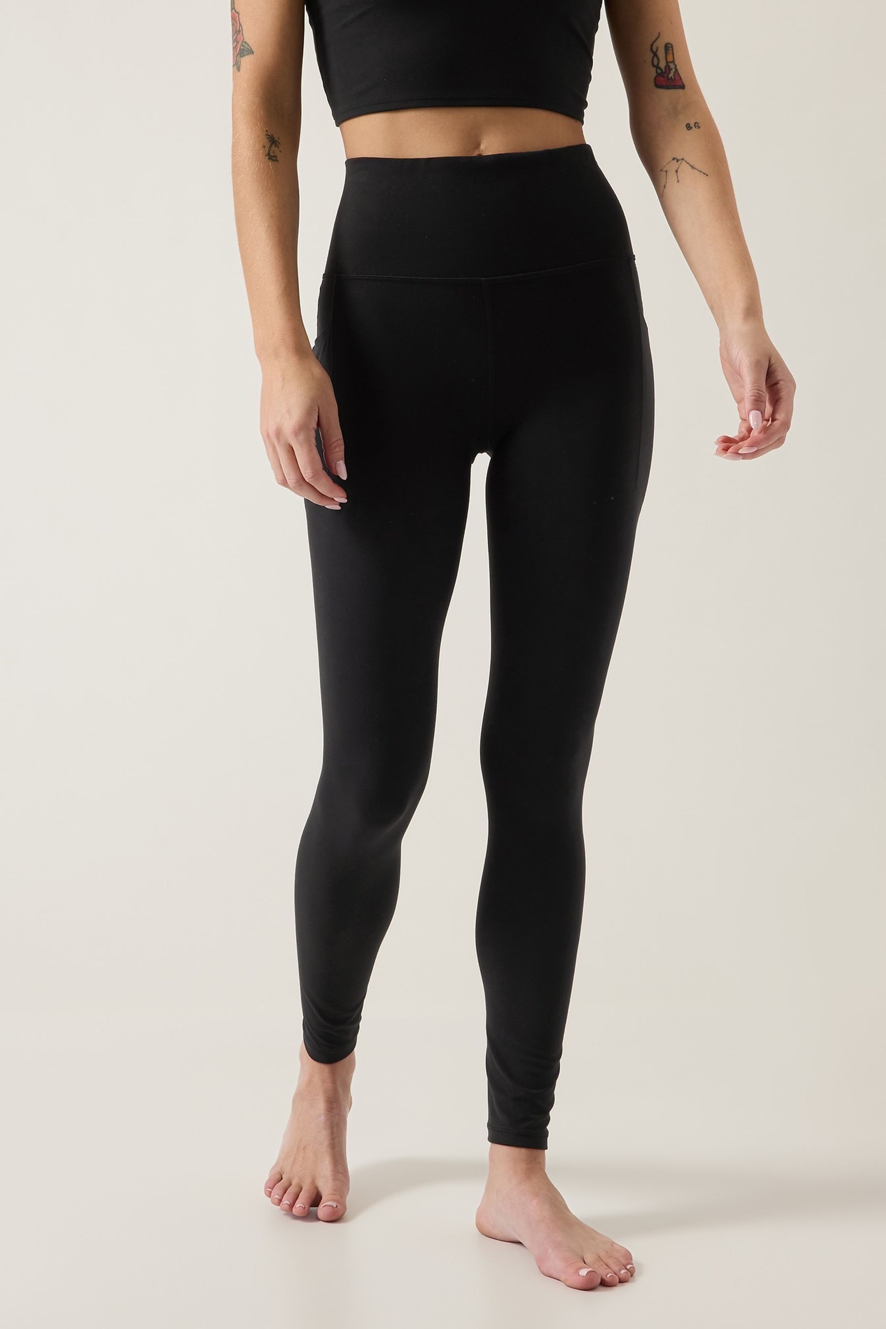 Athleta Black Full Length Salutation High Waisted Pocket Leggings