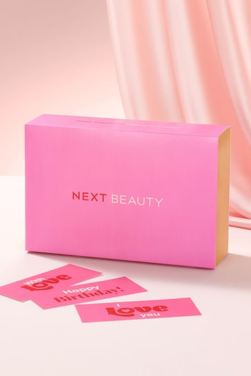 The Beauty Lovers Beauty Box (Worth Over £79)