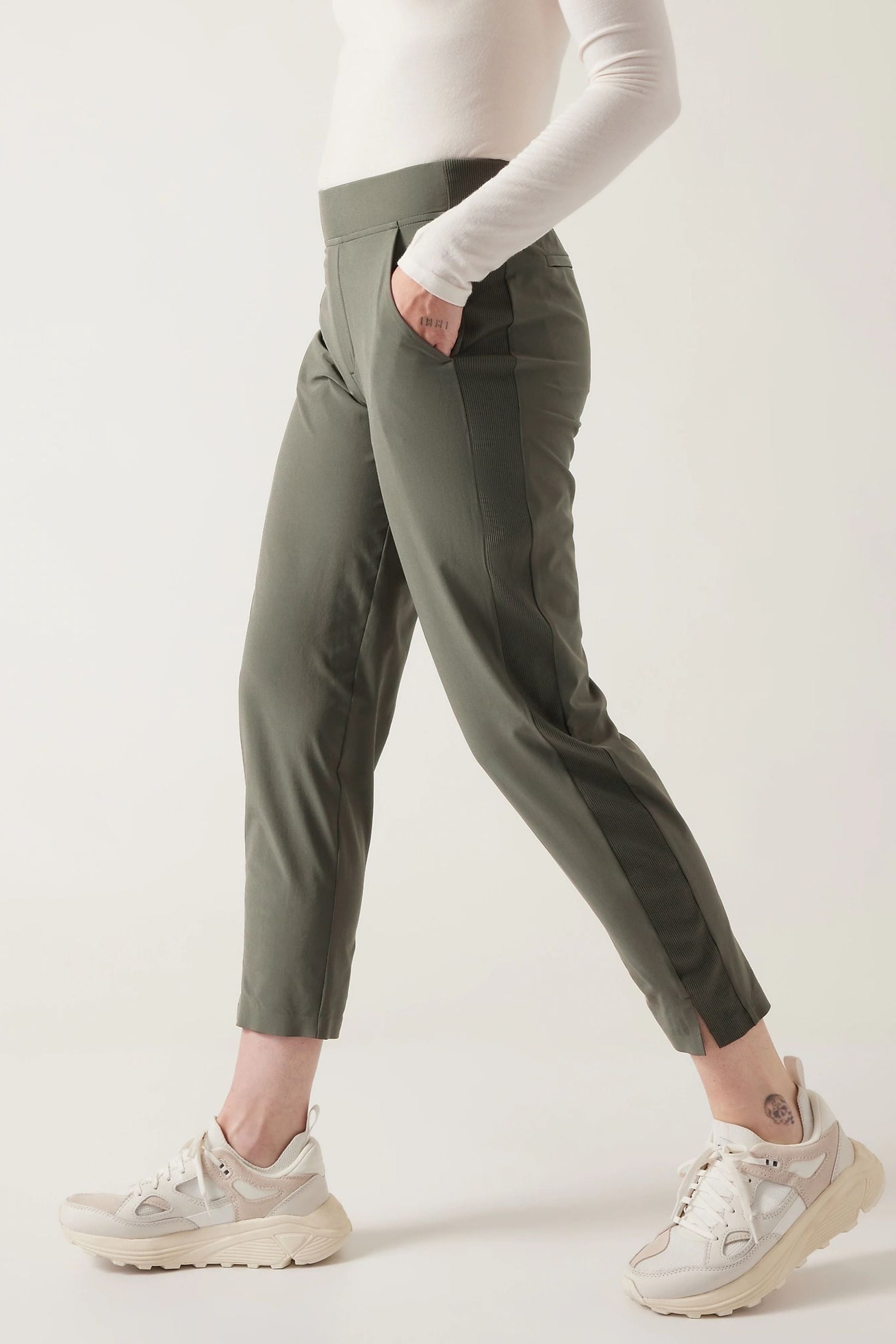 Athleta green pants clearance