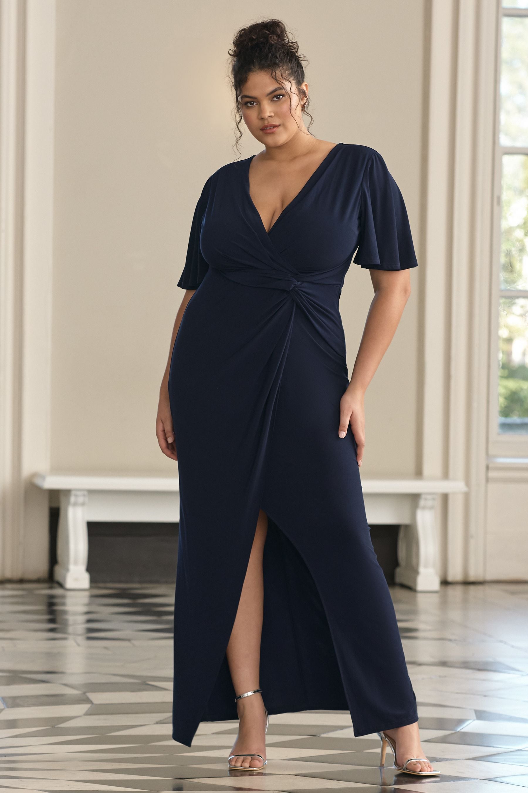 Short navy blue outlet dress for wedding