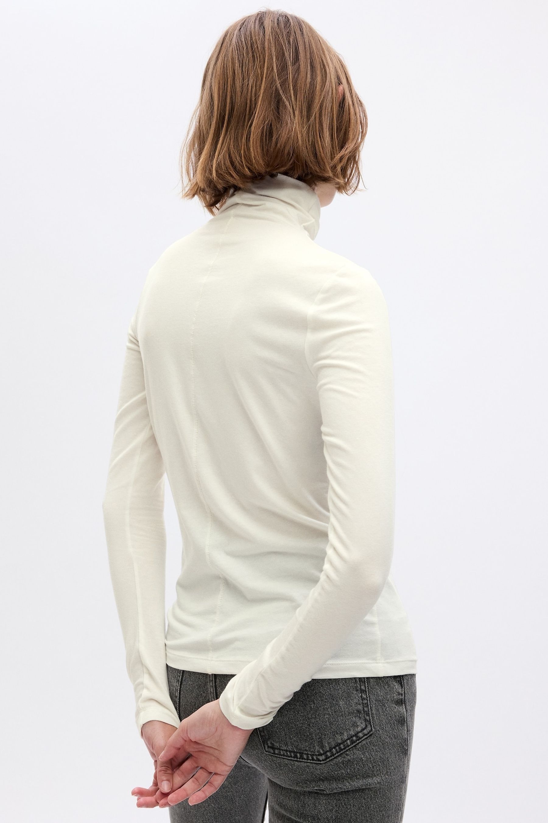 Turtle neck 2024 white t shirt