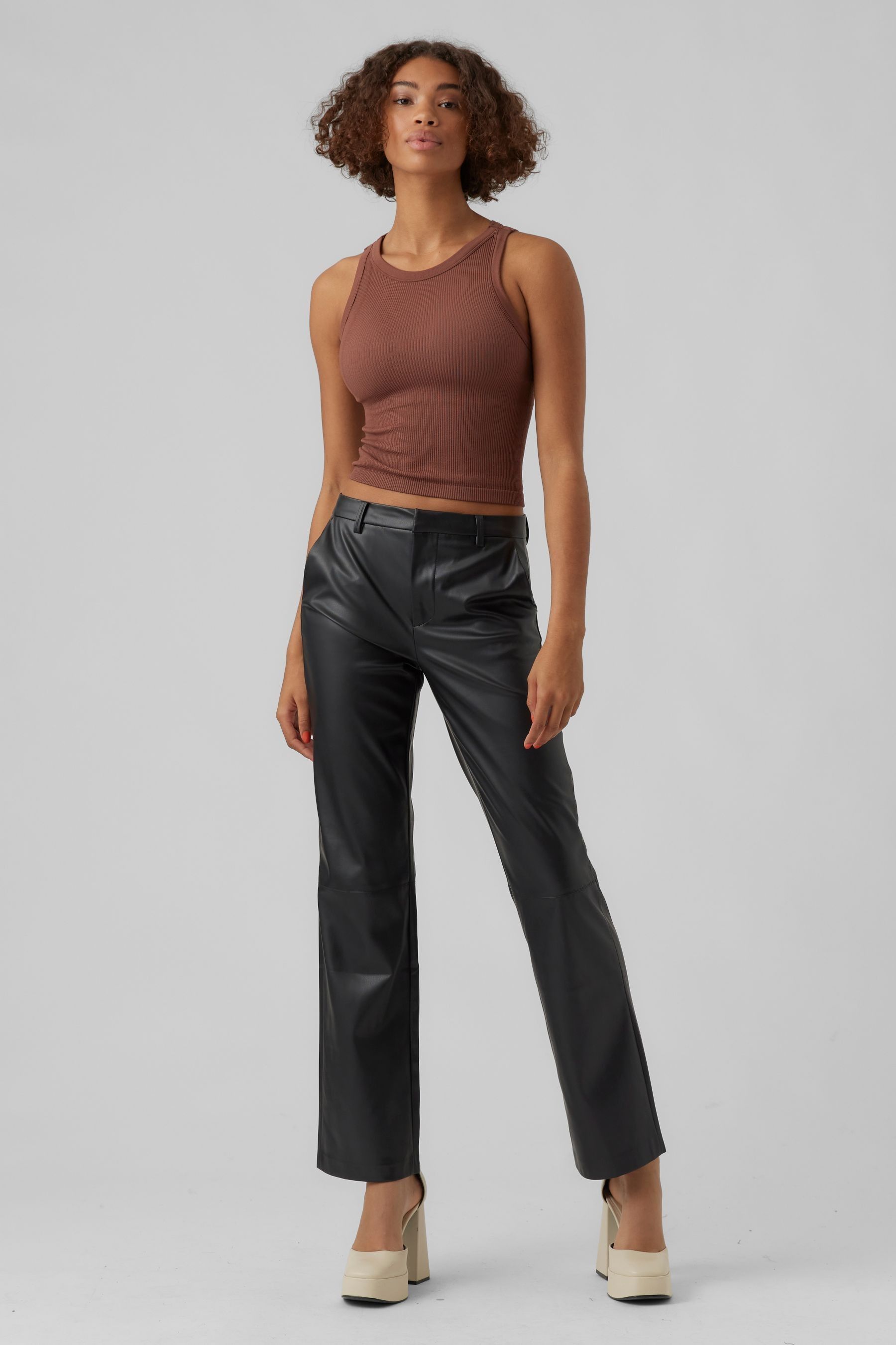 Vero moda cheap leather trousers