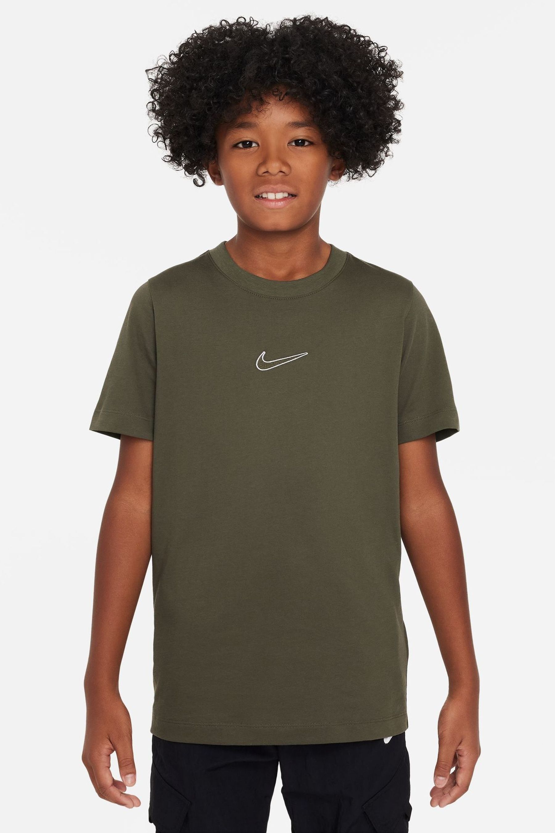 Khaki top nike tshirt