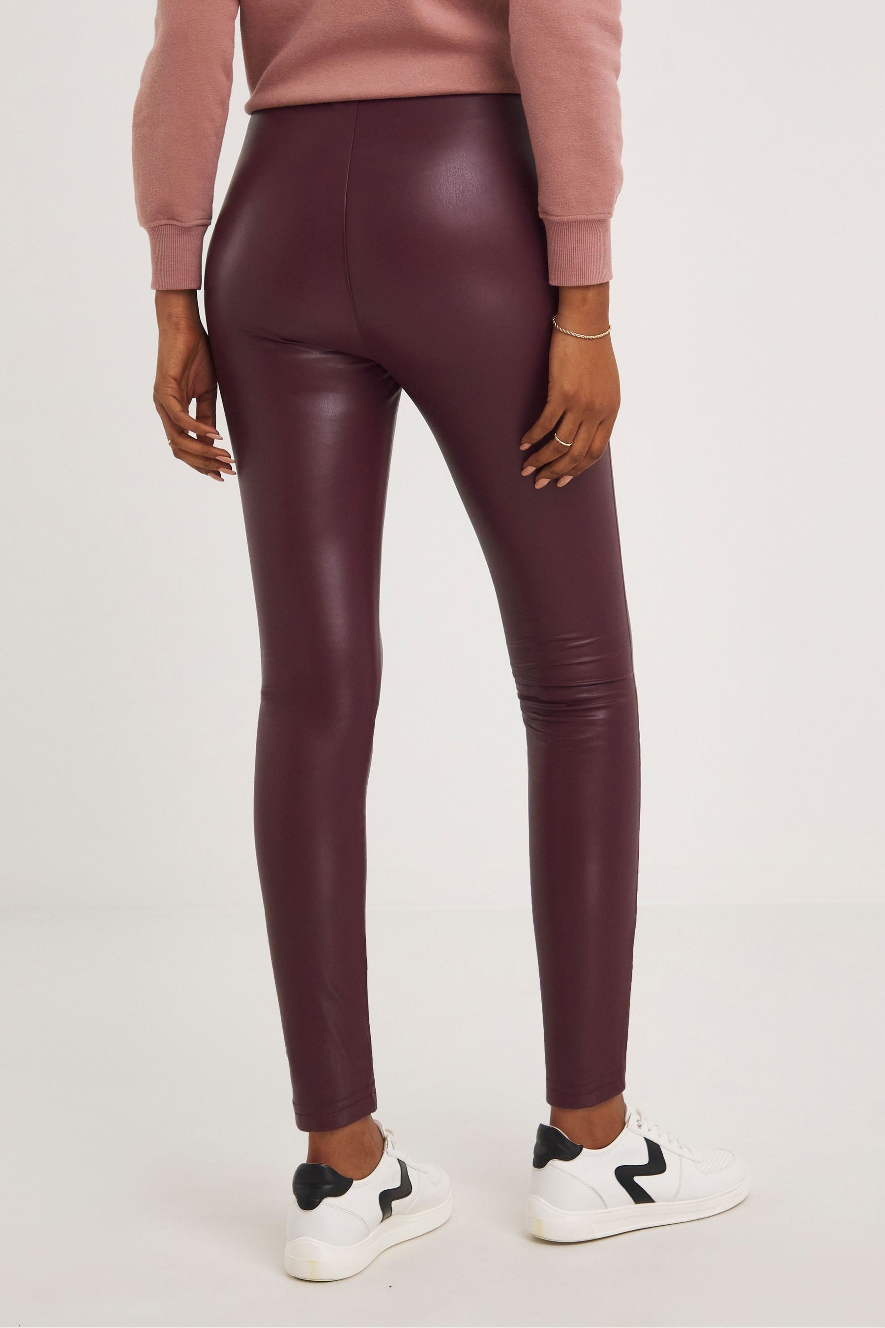 Jd latex on sale joggers