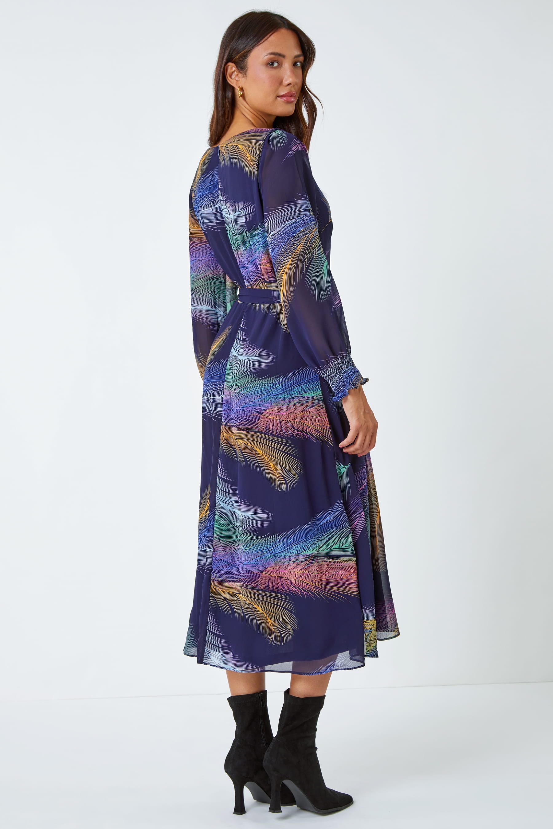 Roman feather dress hot sale