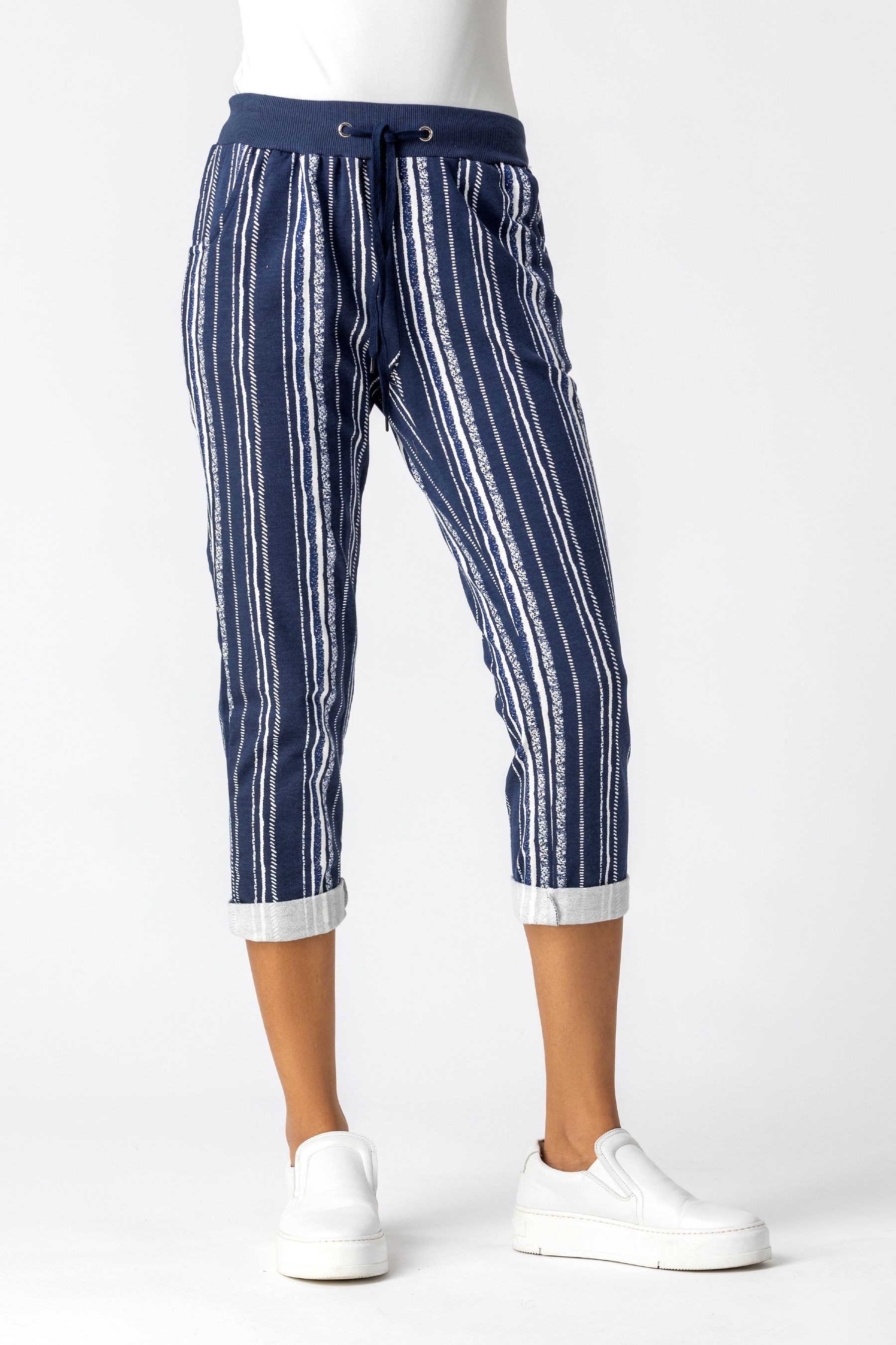 Roman shop cropped trousers
