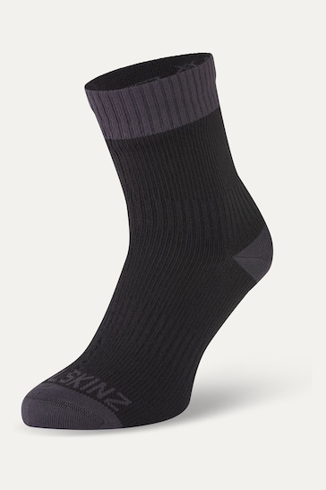 Sealskinz Wretham Waterproof Warm Weather Ankle Length Black Socks