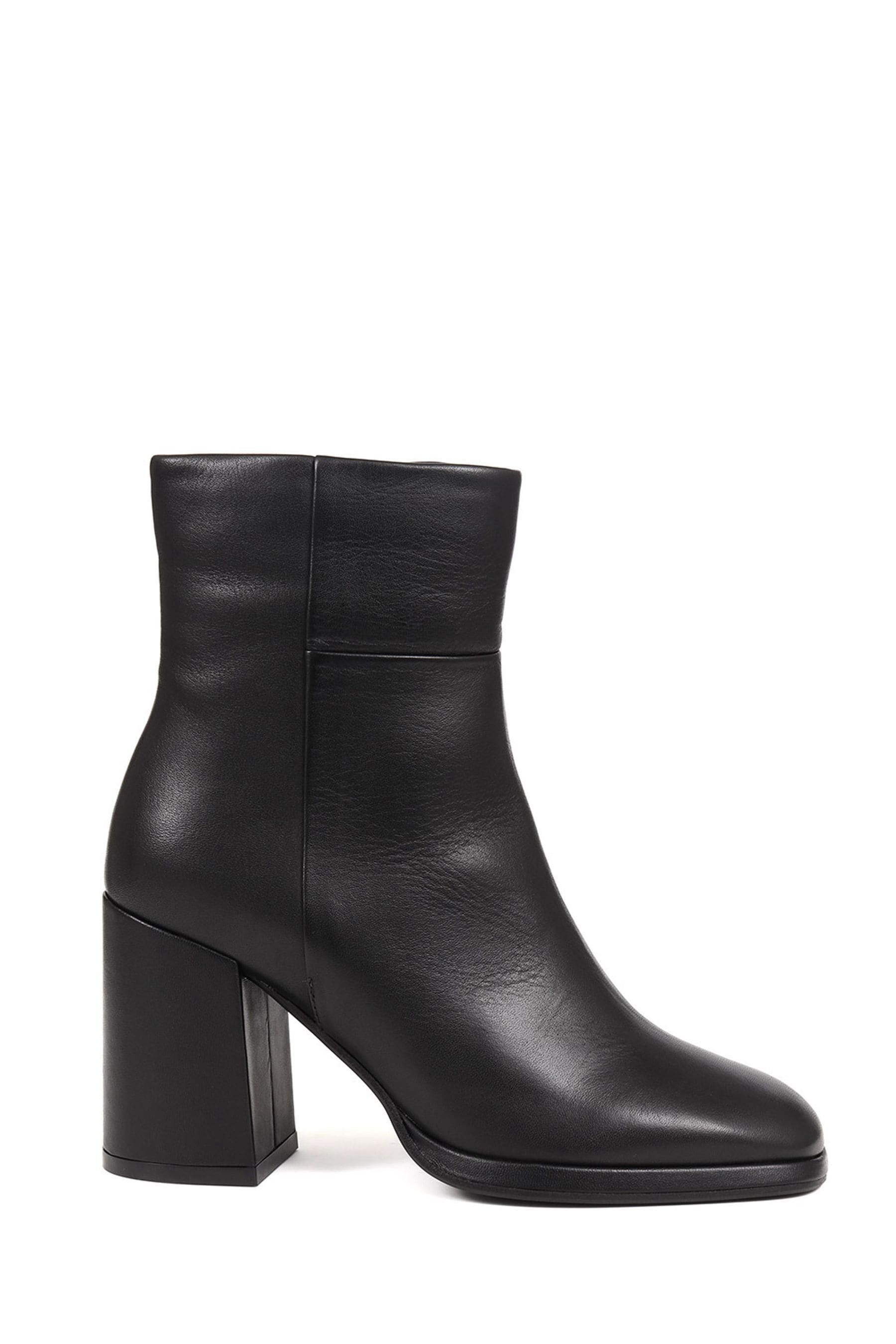 Jones ladies best sale ankle boots