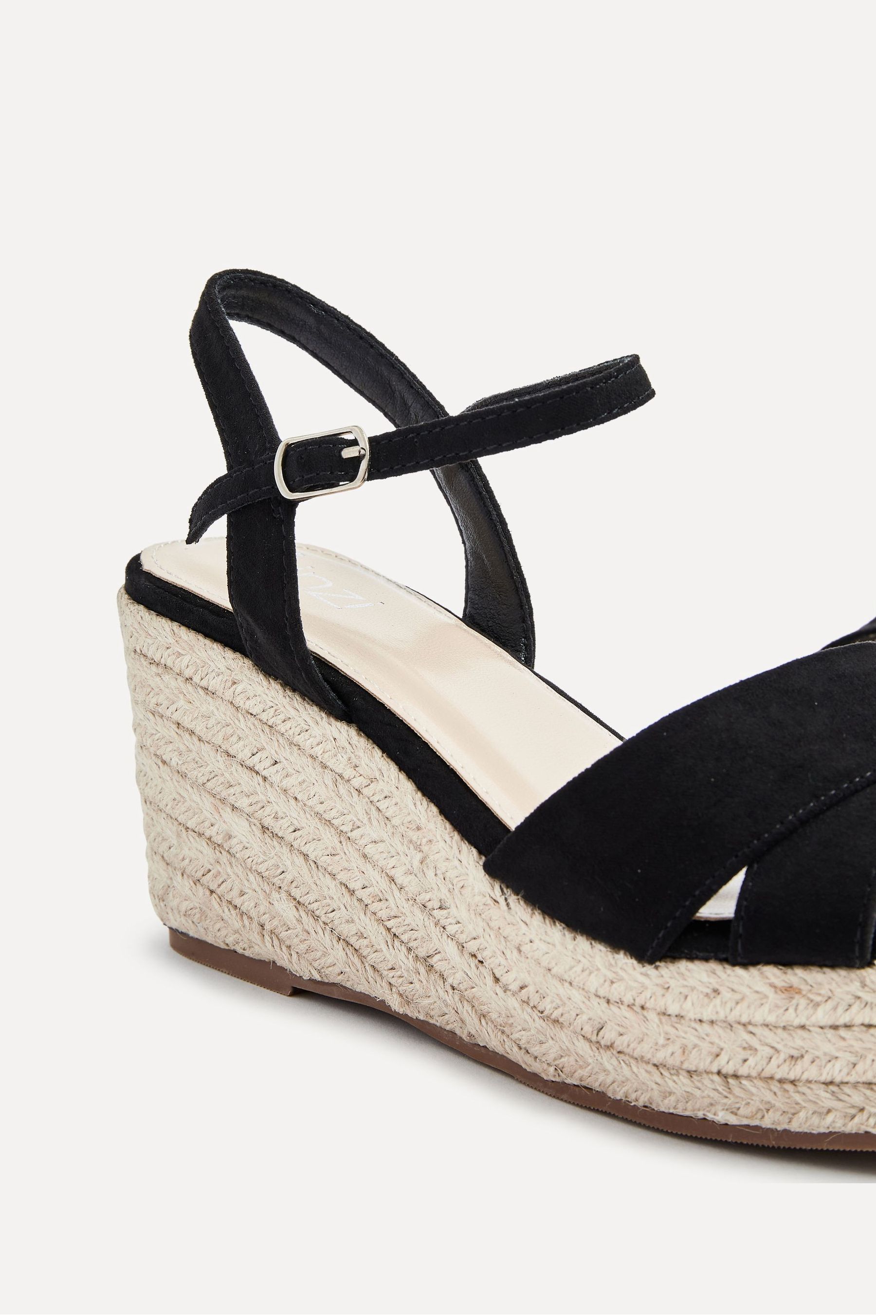Black wide fit wedges online