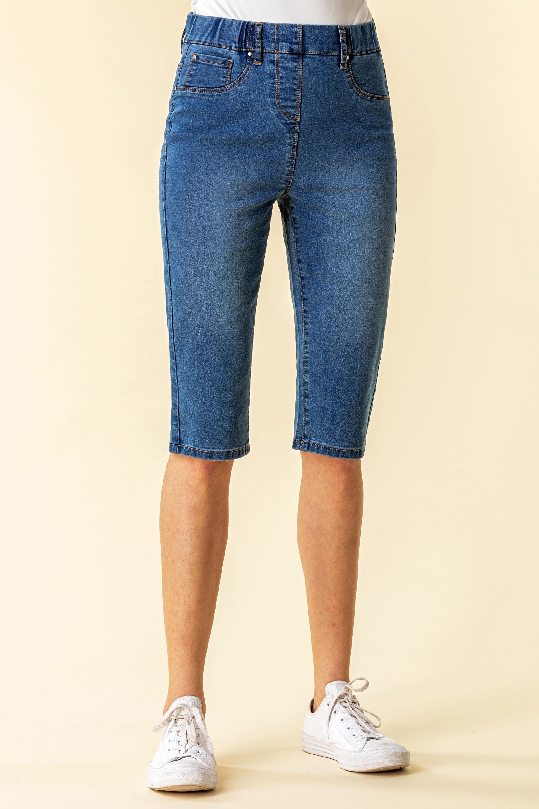 Stretch denim pedal pushers 2025