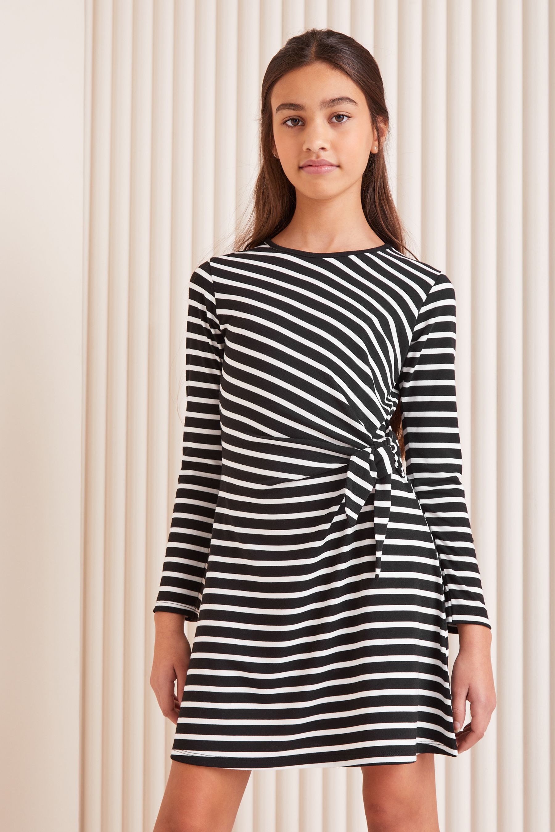 Lipsy self stripe sale wrap midi dress