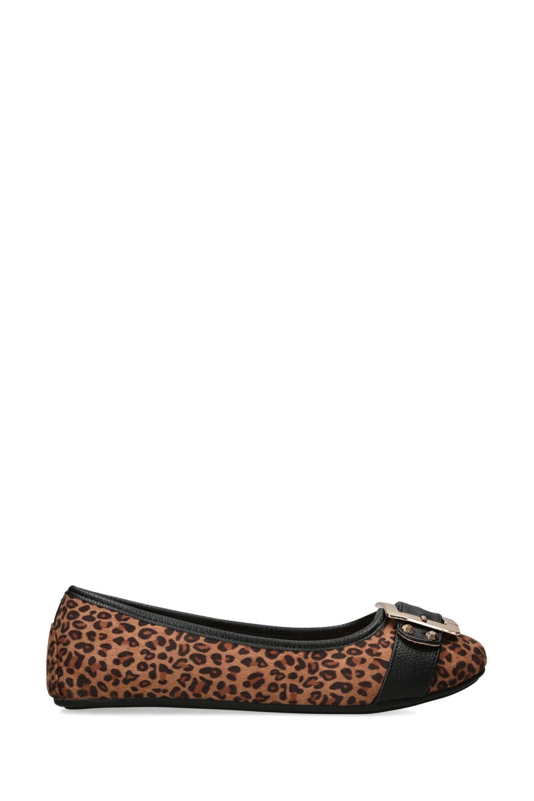 Carvela cheap luggage pumps