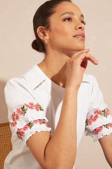 Love & Roses White Embroidered Short Puff Sleeve Jersey T-Shirt