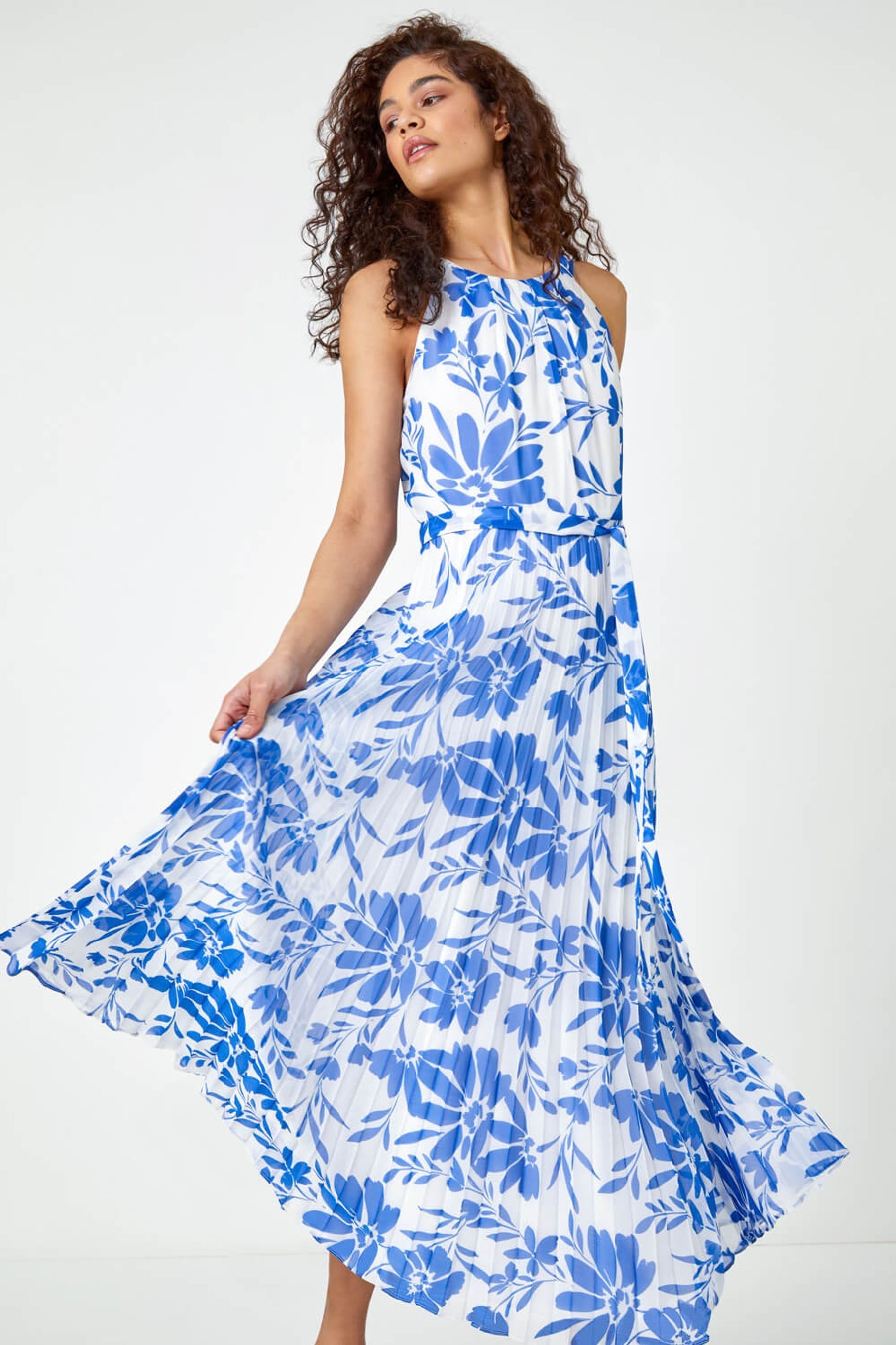Chiffon halter maxi discount dress