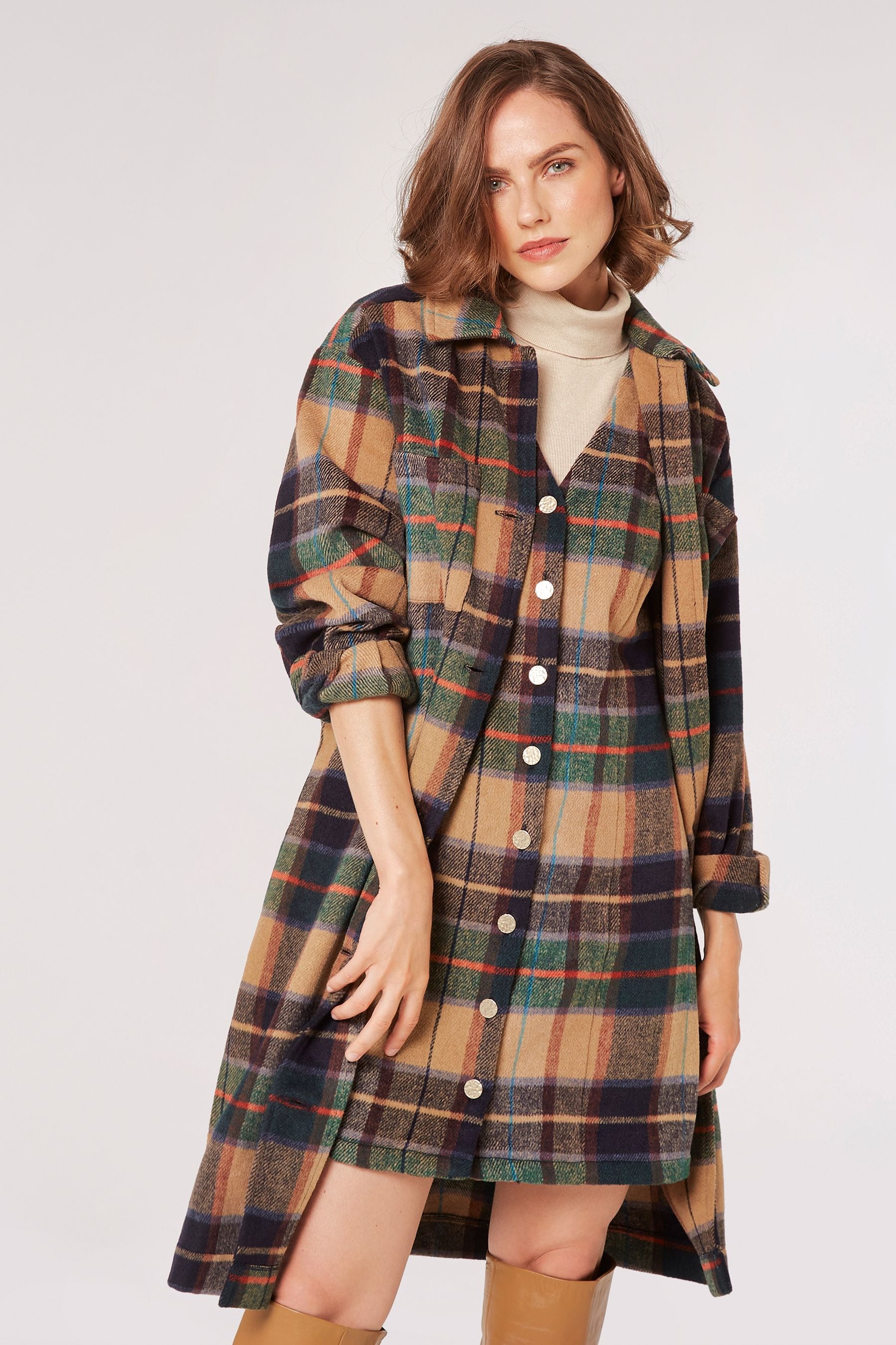 Check button outlet pinafore dress
