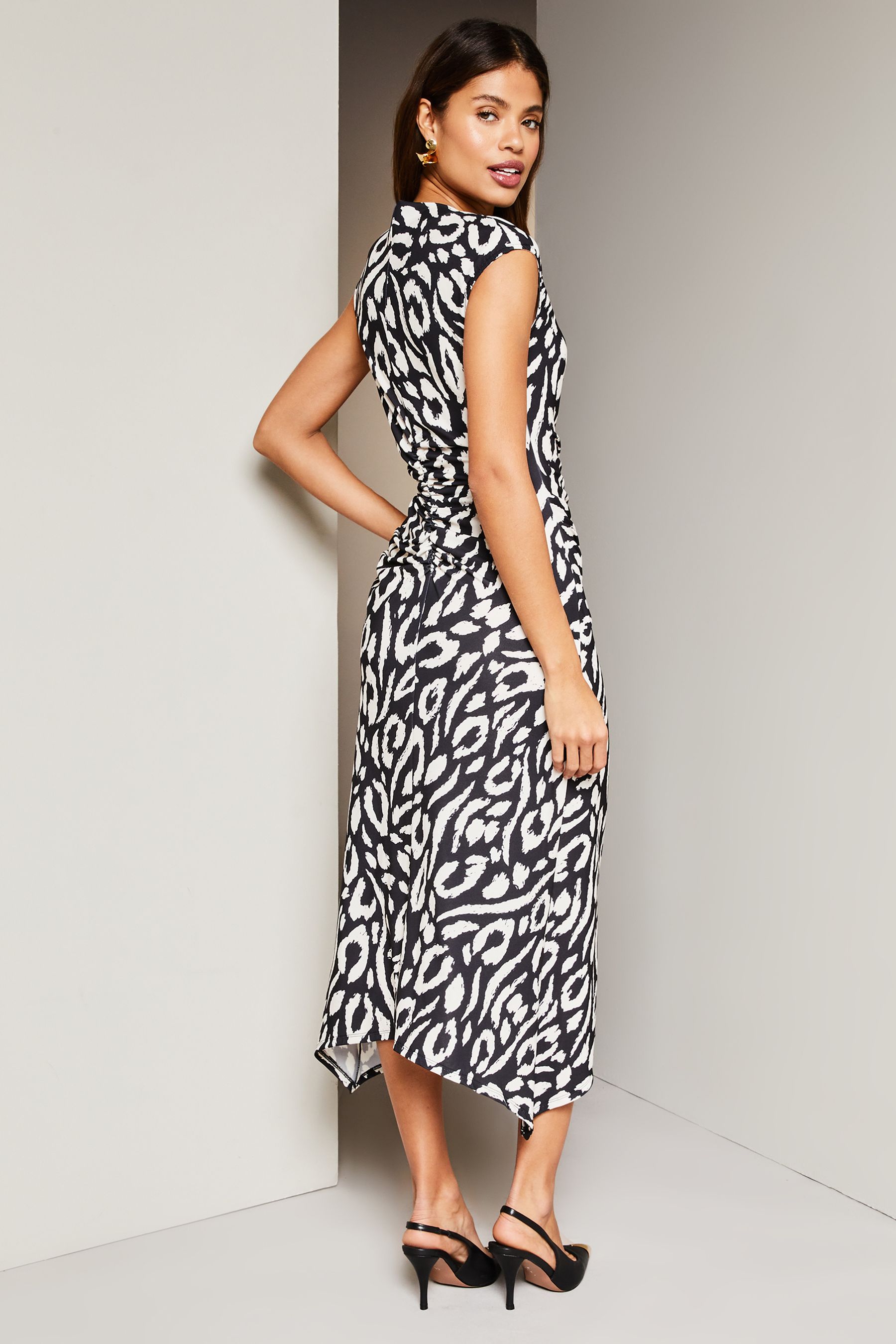 Lipsy sleeveless ruched jersey dress 2025