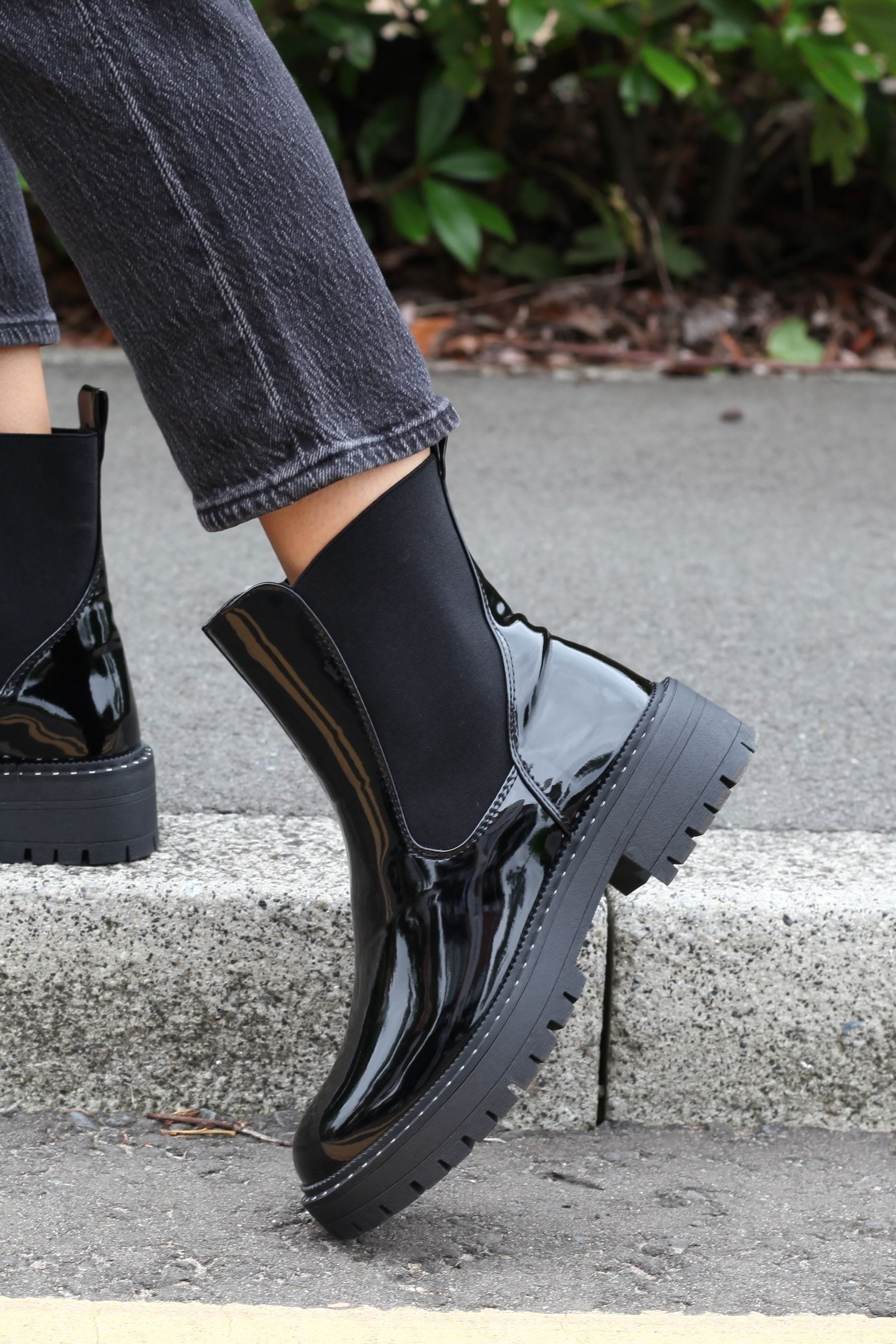 Soft sole shop chelsea boots