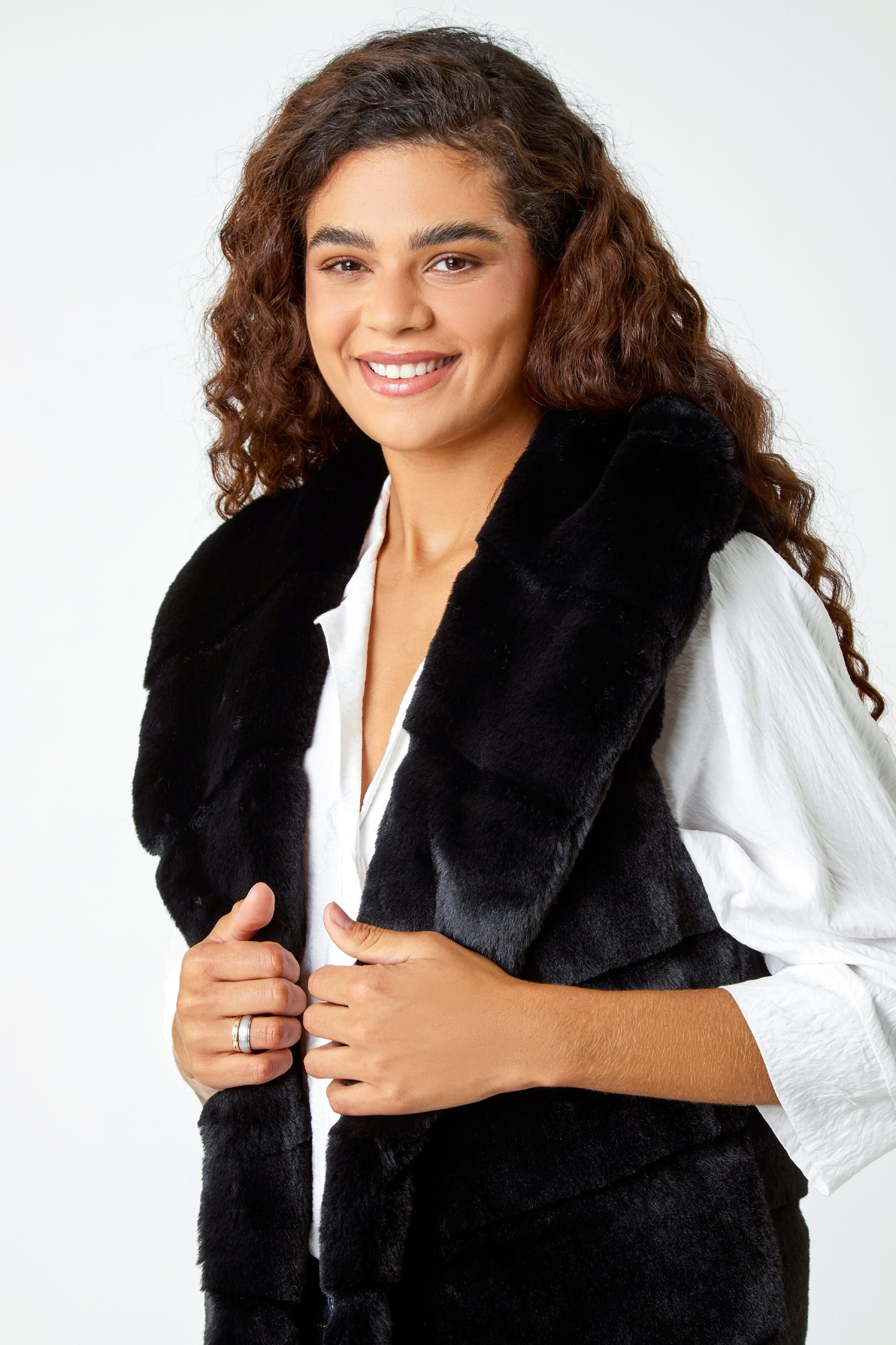 Black faux fur longline gilet 2025