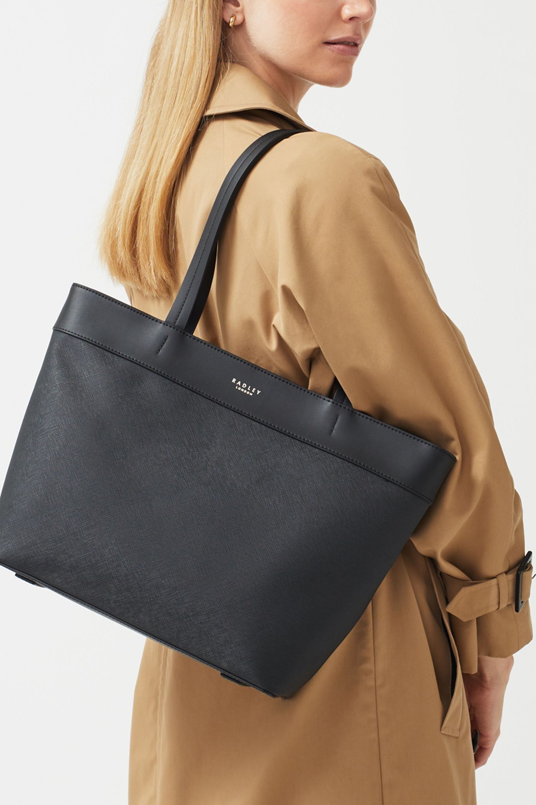 Apc totally tote discount bag