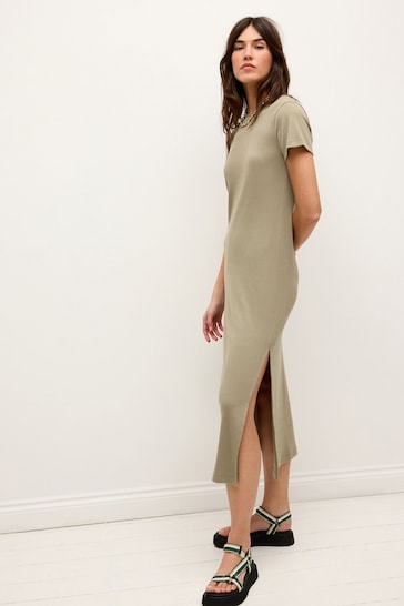 Green Ribbed T-Shirt Style Column Maxi Dress With Slit Detail