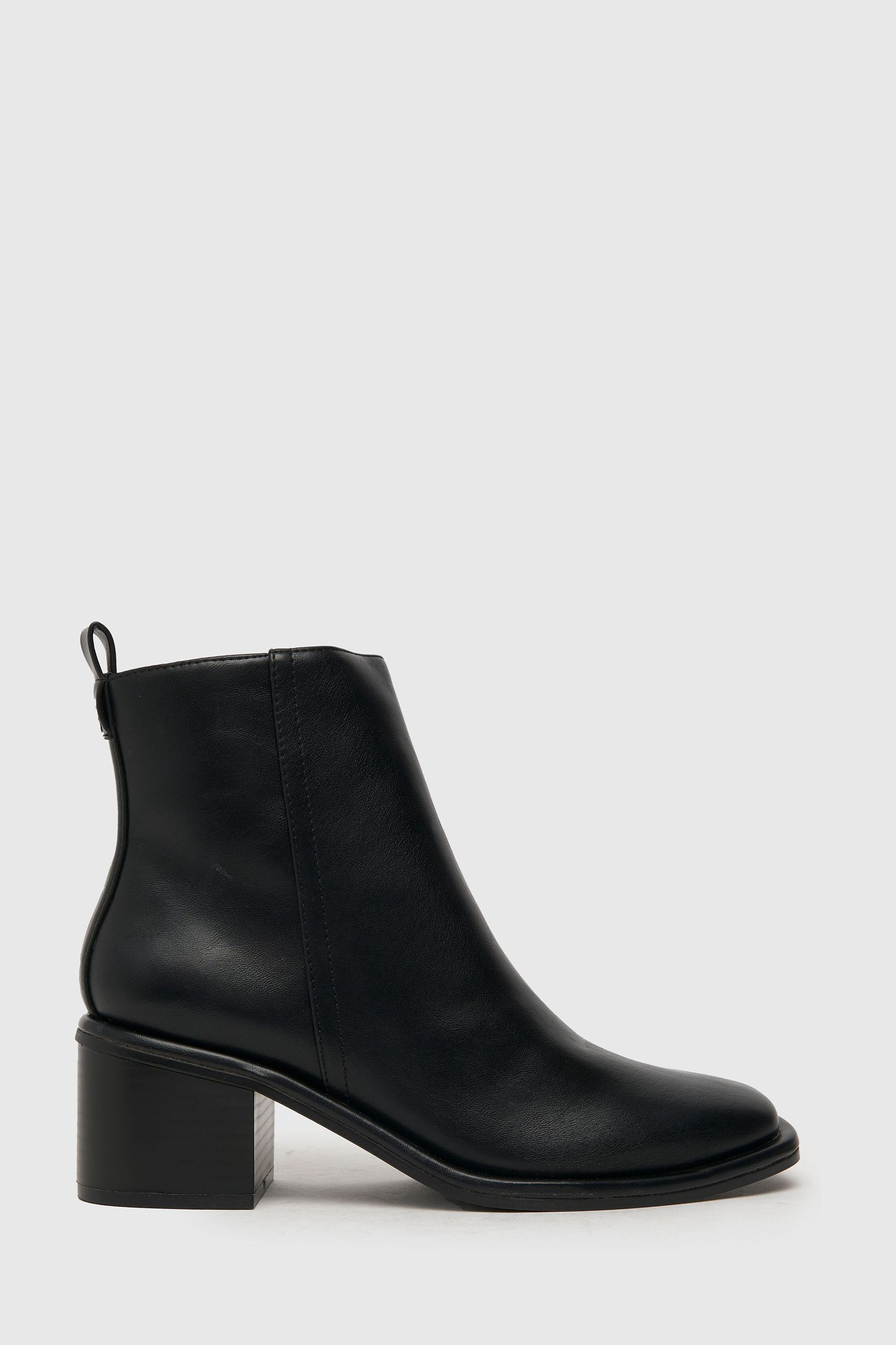 Schuh Bryony Block Heel Boots