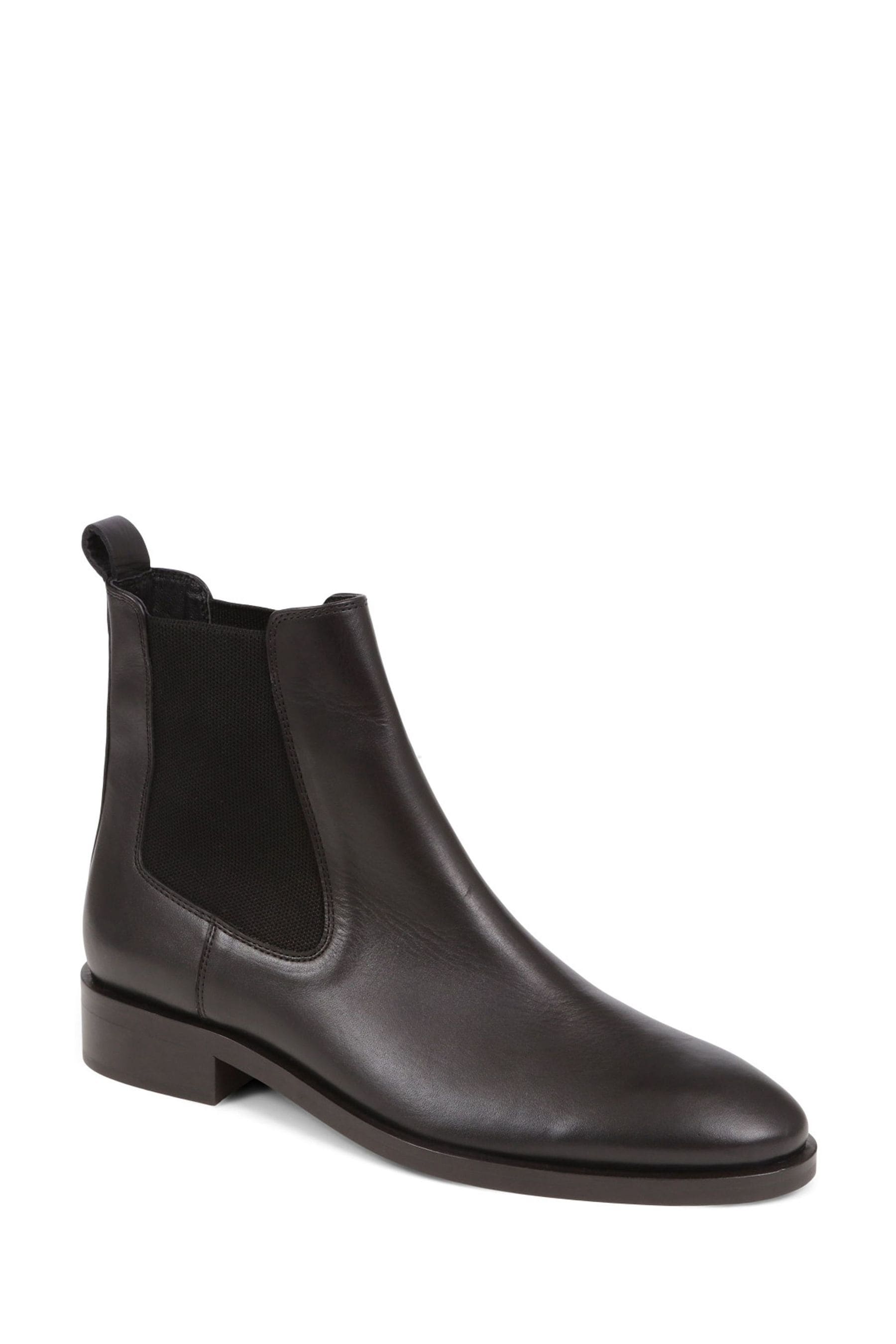 Men's pointed toe chelsea boots hotsell
