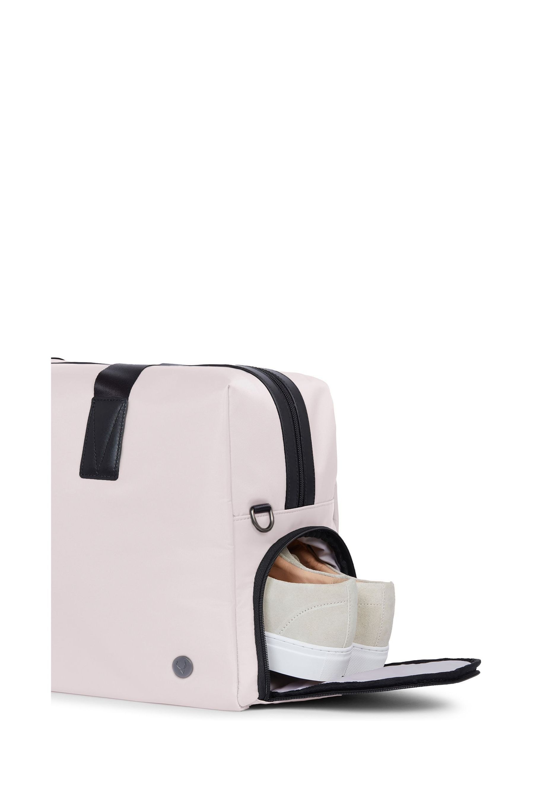 Antler weekender store
