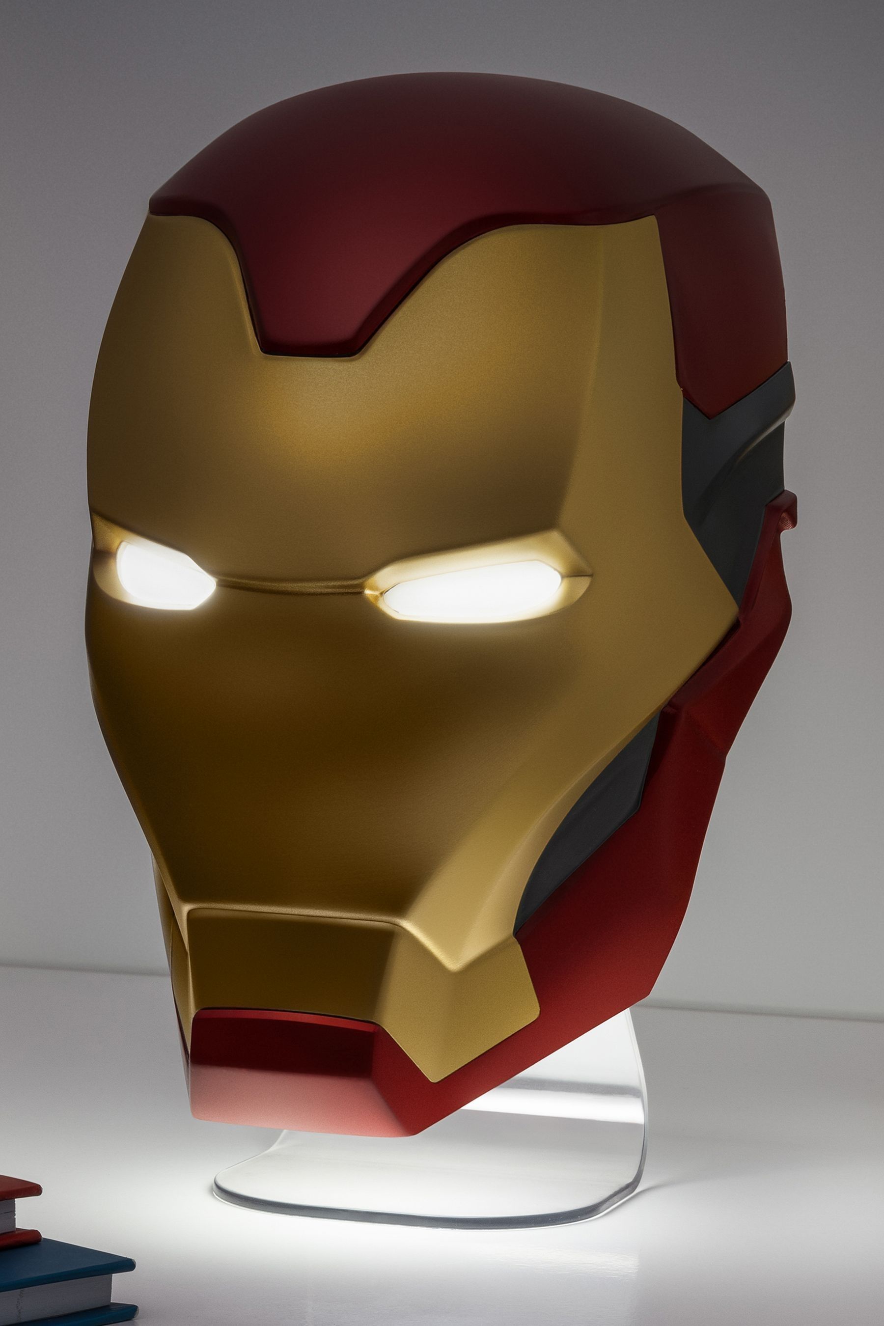 Iron man helmet hot sale lamp