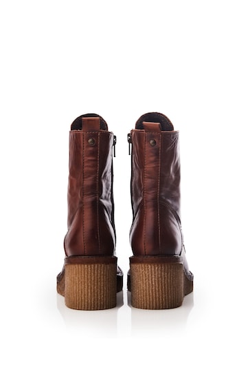 moda in pelle wedge boots