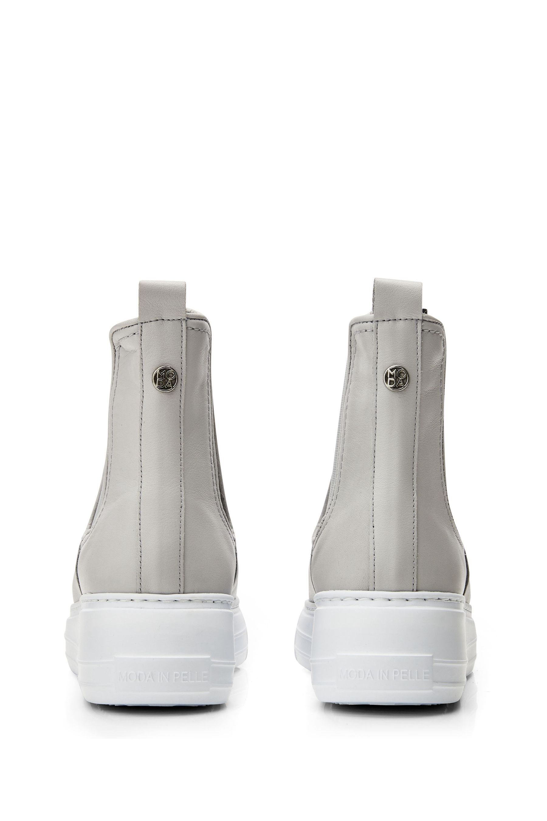 Benna bootie outlet