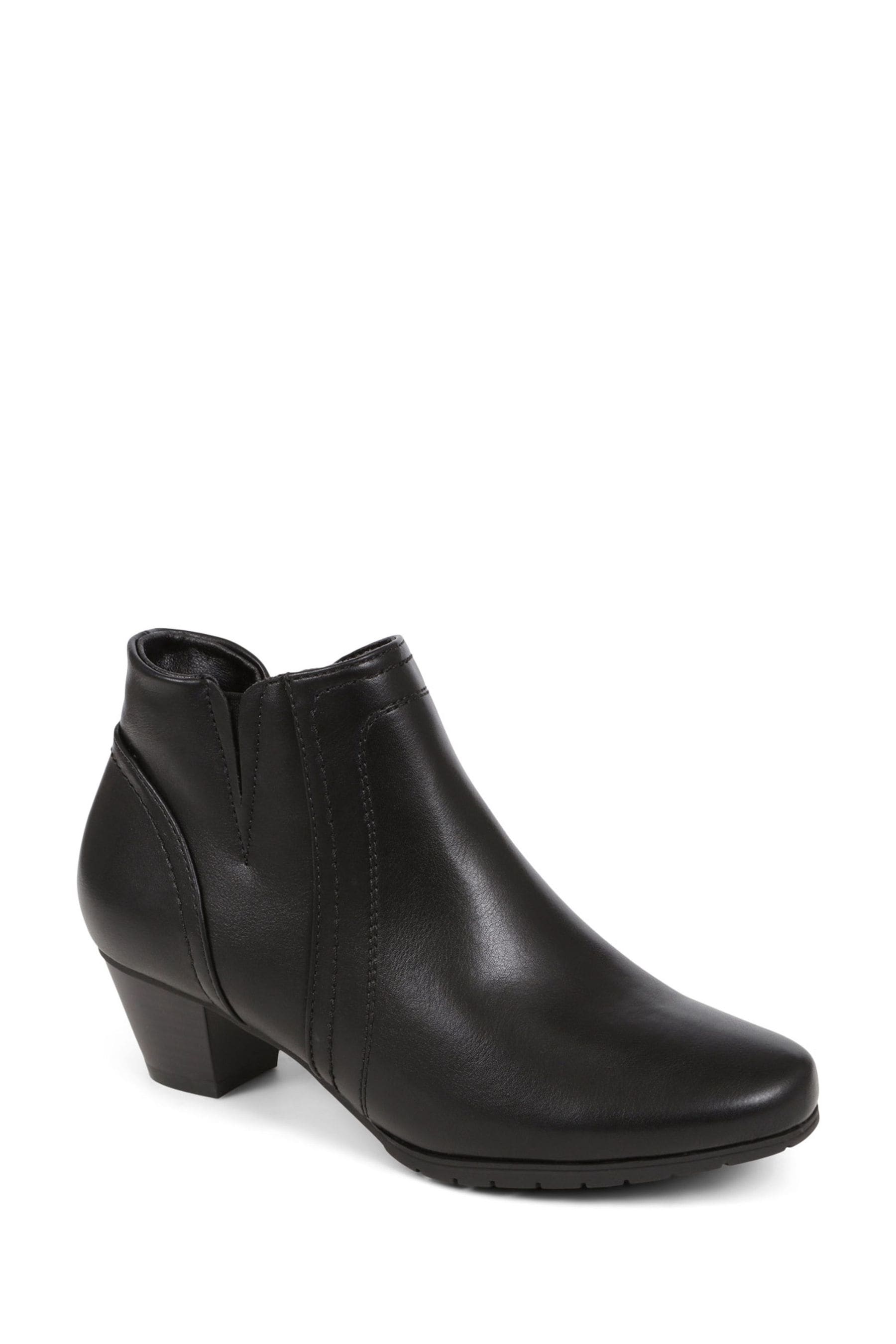 Black ankle boots uk top