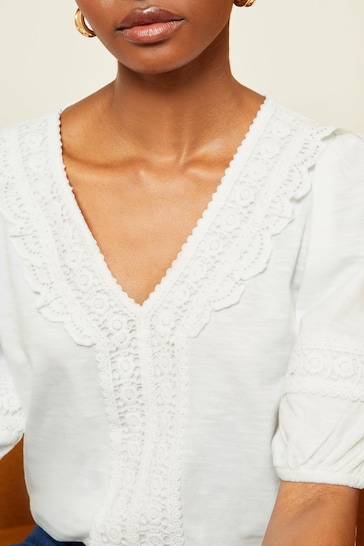 Love & Roses Ivory White Lace Ruffle Trim V Neck Puff Sleeve Jersey Top