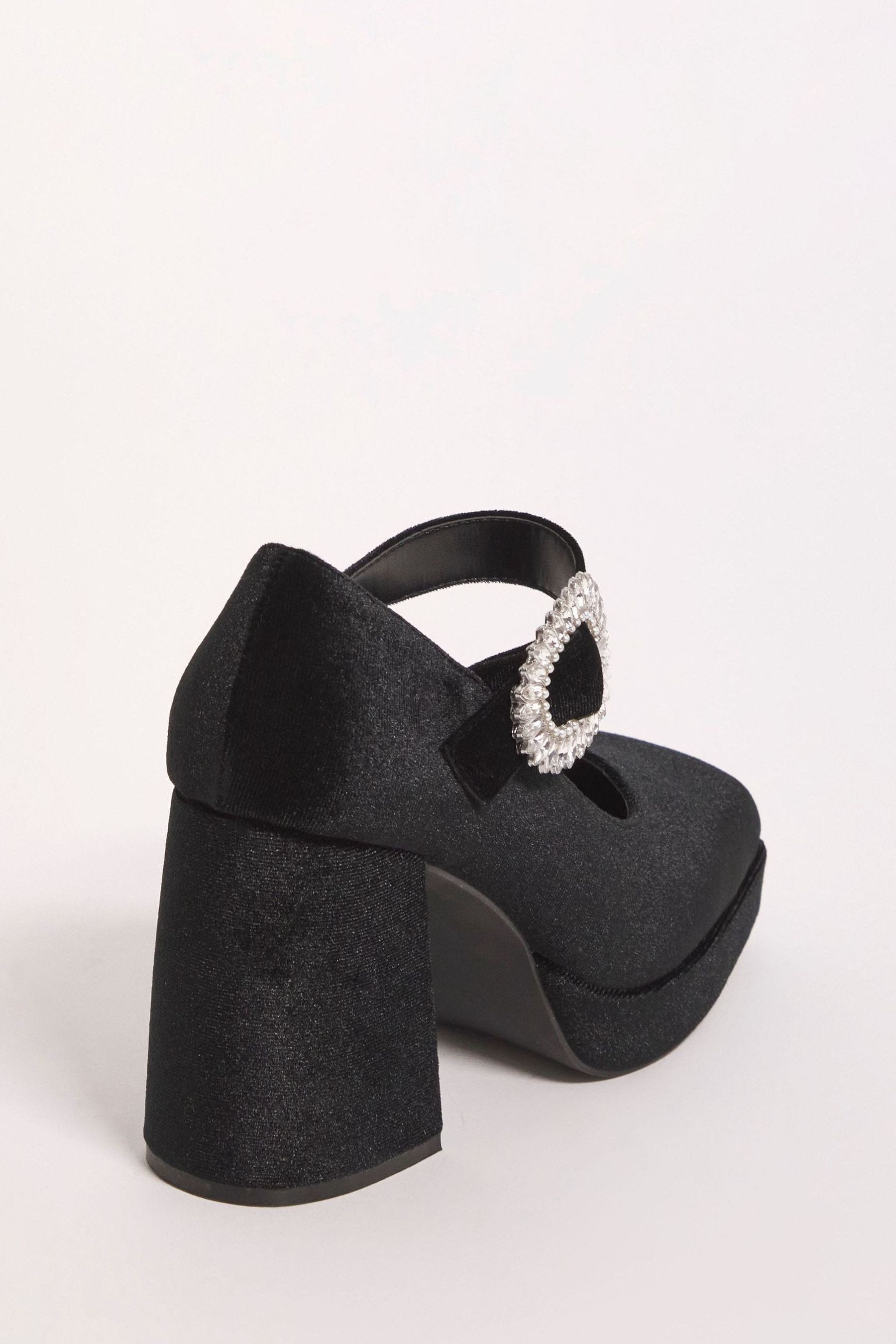 Simply be store wide fit shoes