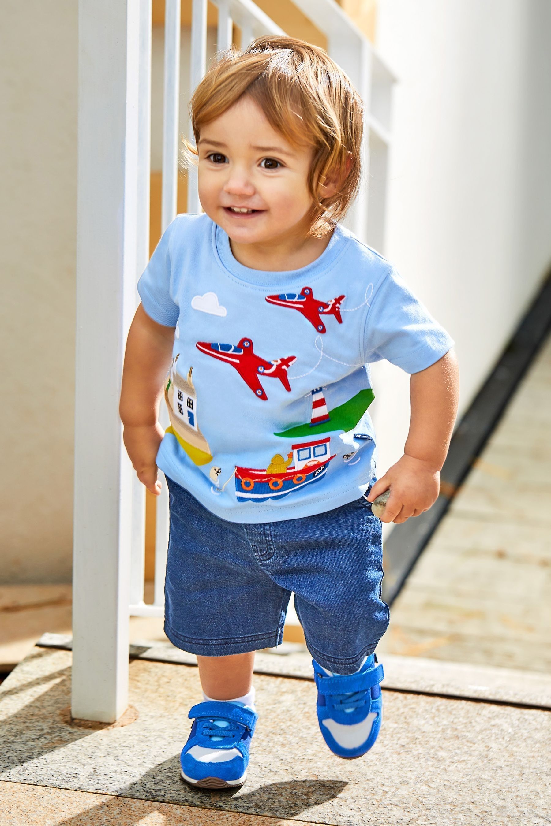 Bebe denim store
