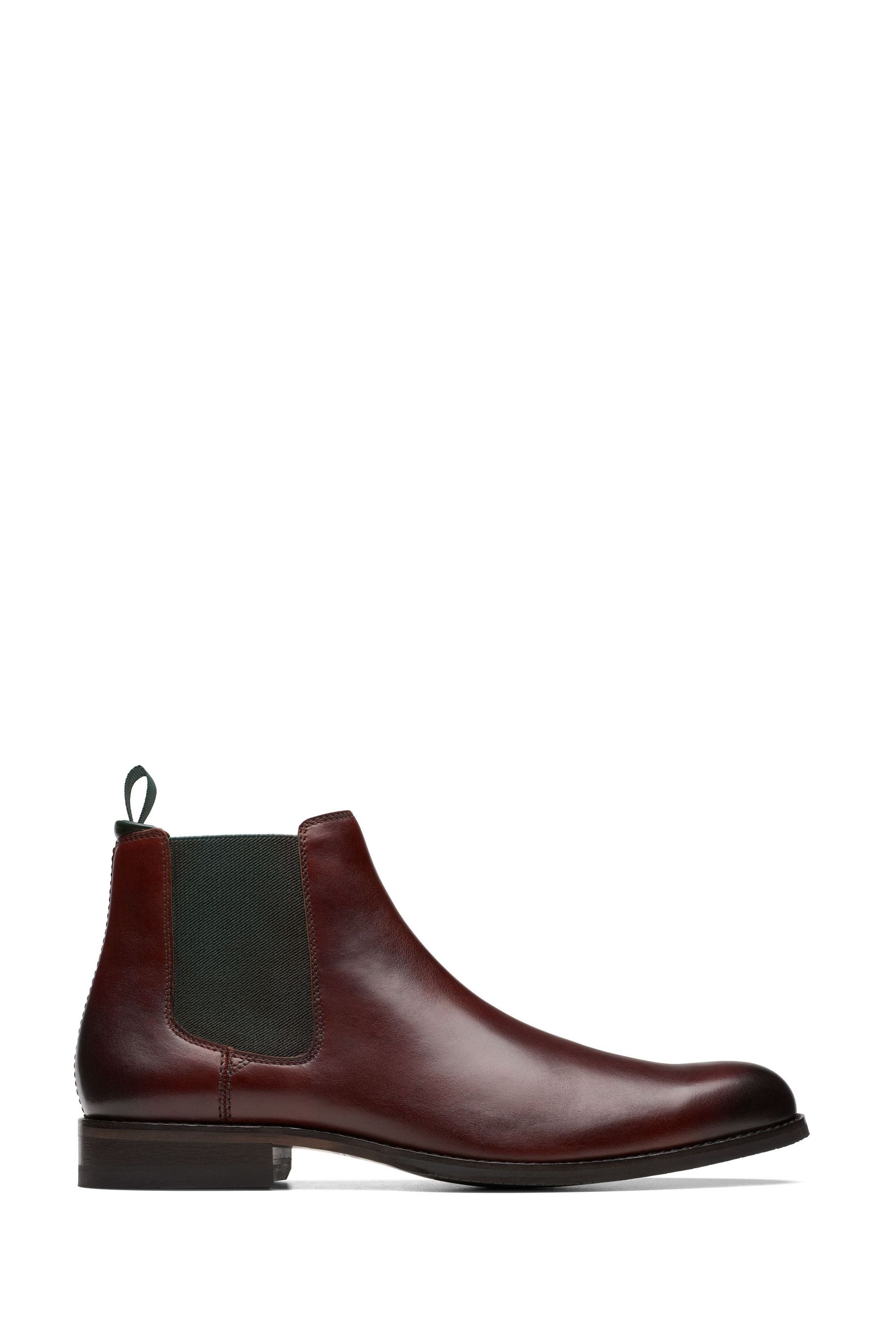Clarks mens sales chelsea boots uk