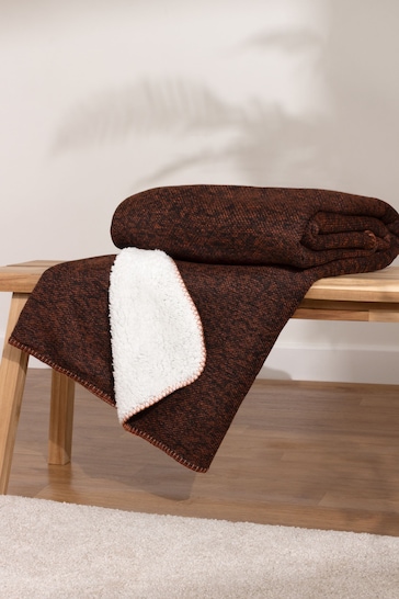 Furn Red Nurrel Sherpa Knitted Throw