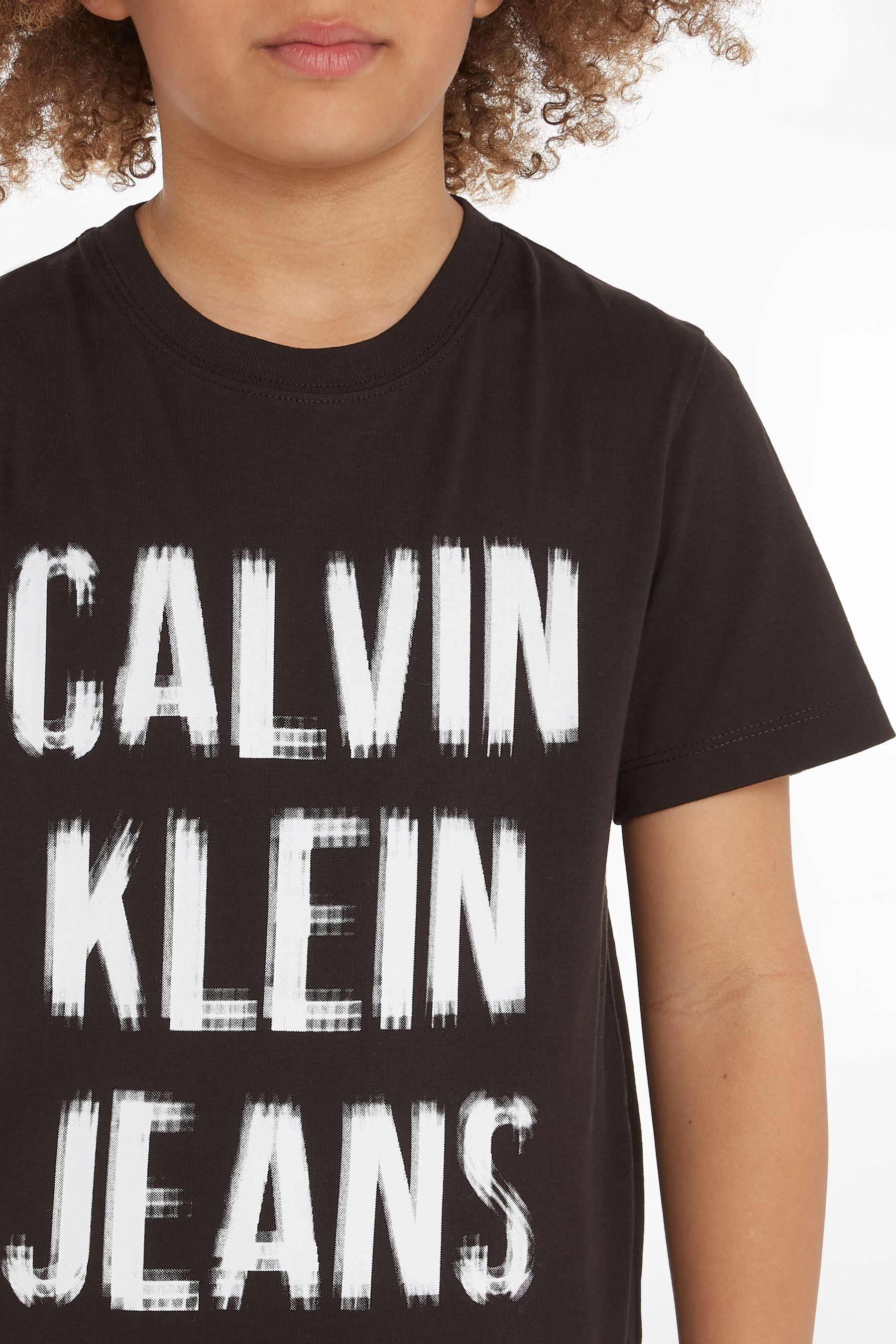 Black ck t shirt deals