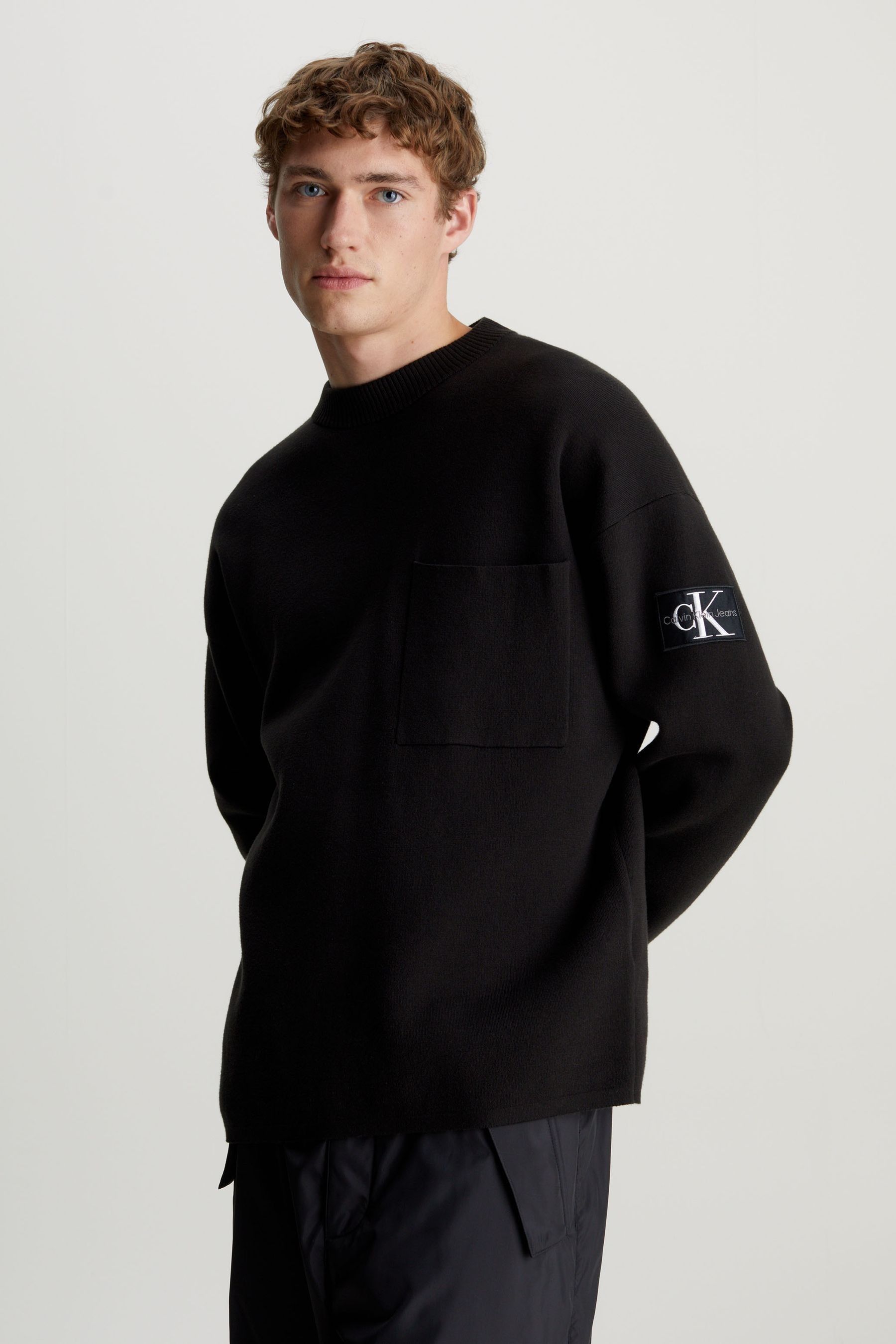 Grey jeans cheap black jumper
