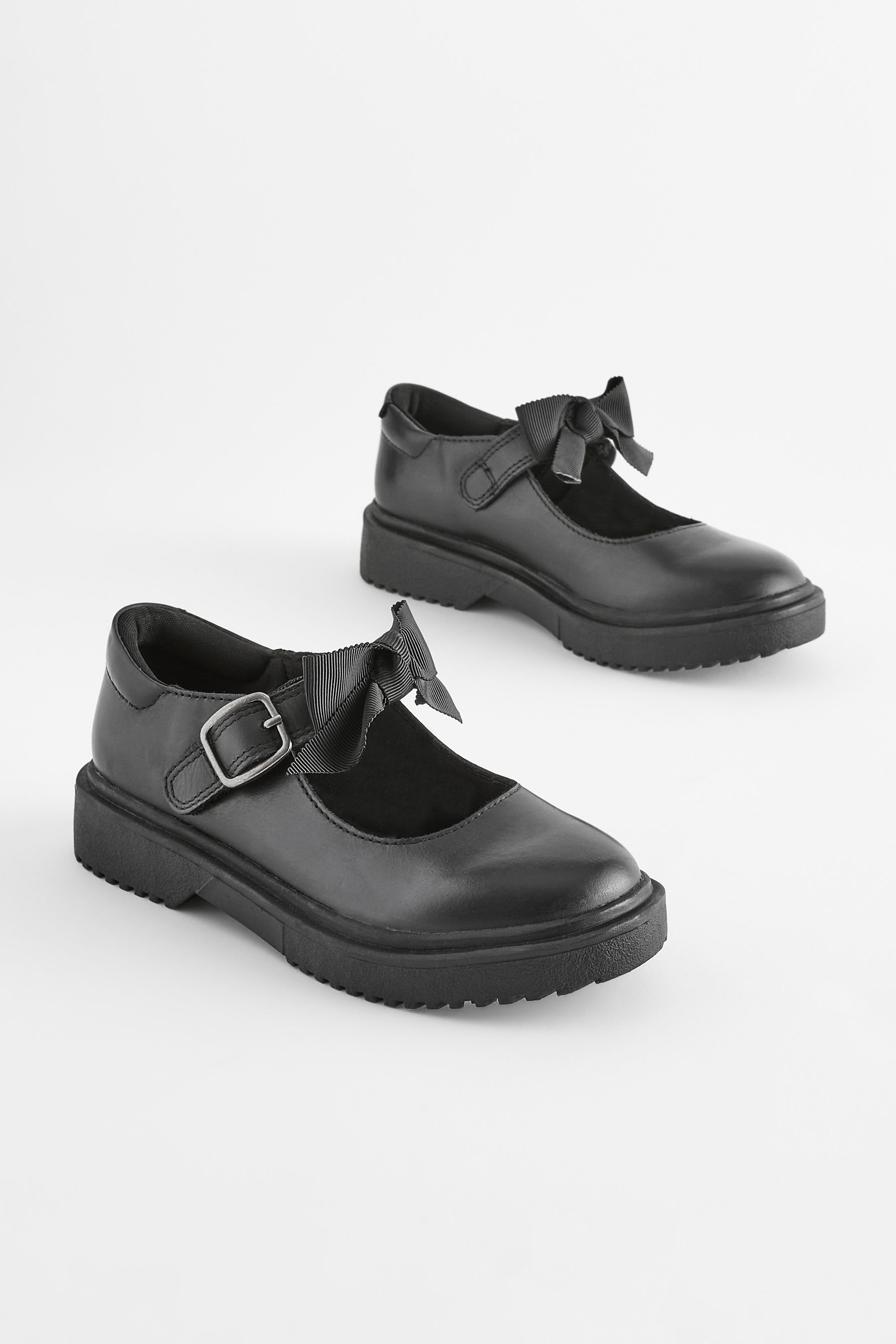 Black chunky flat shoes top
