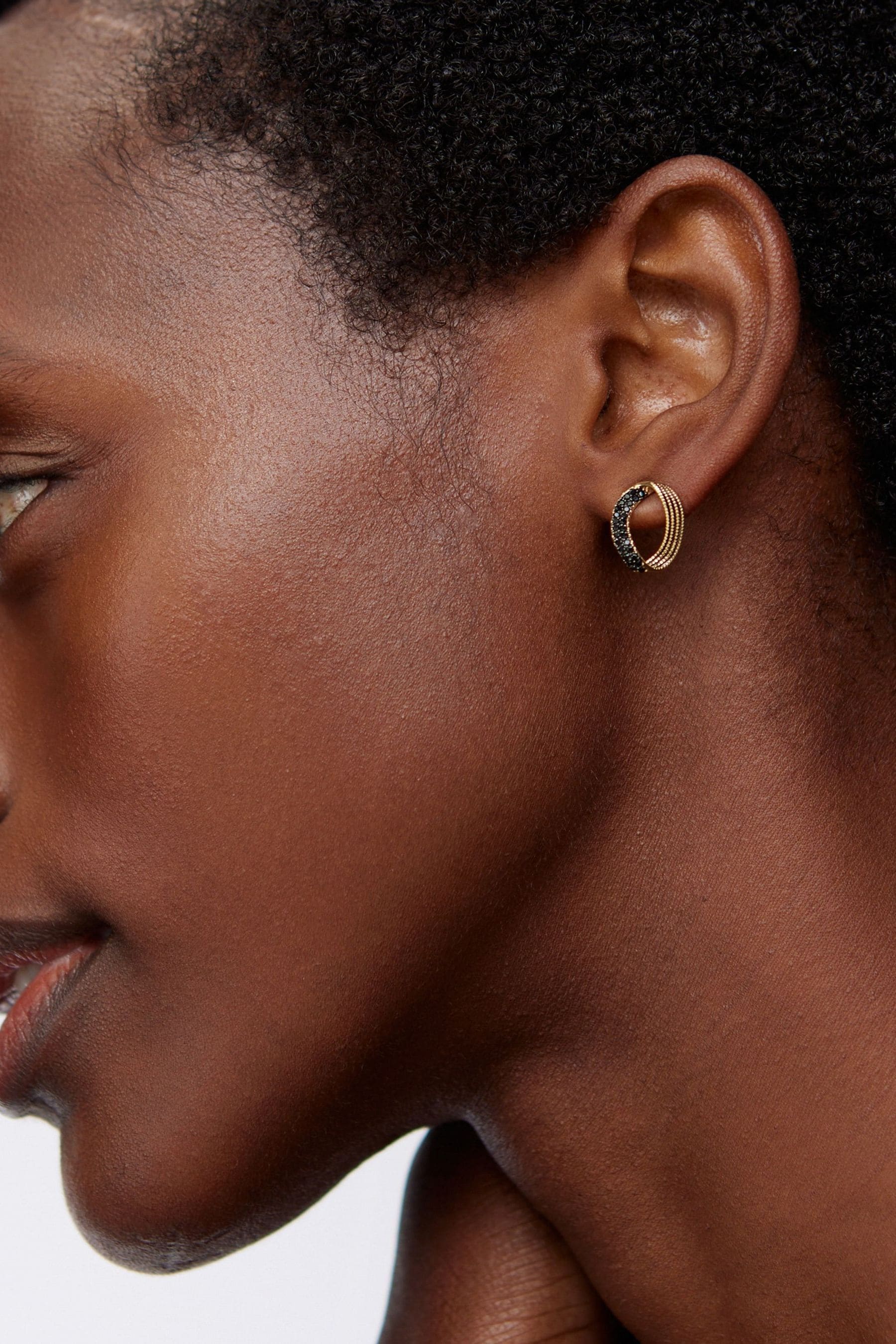 Black stud earrings womens on sale