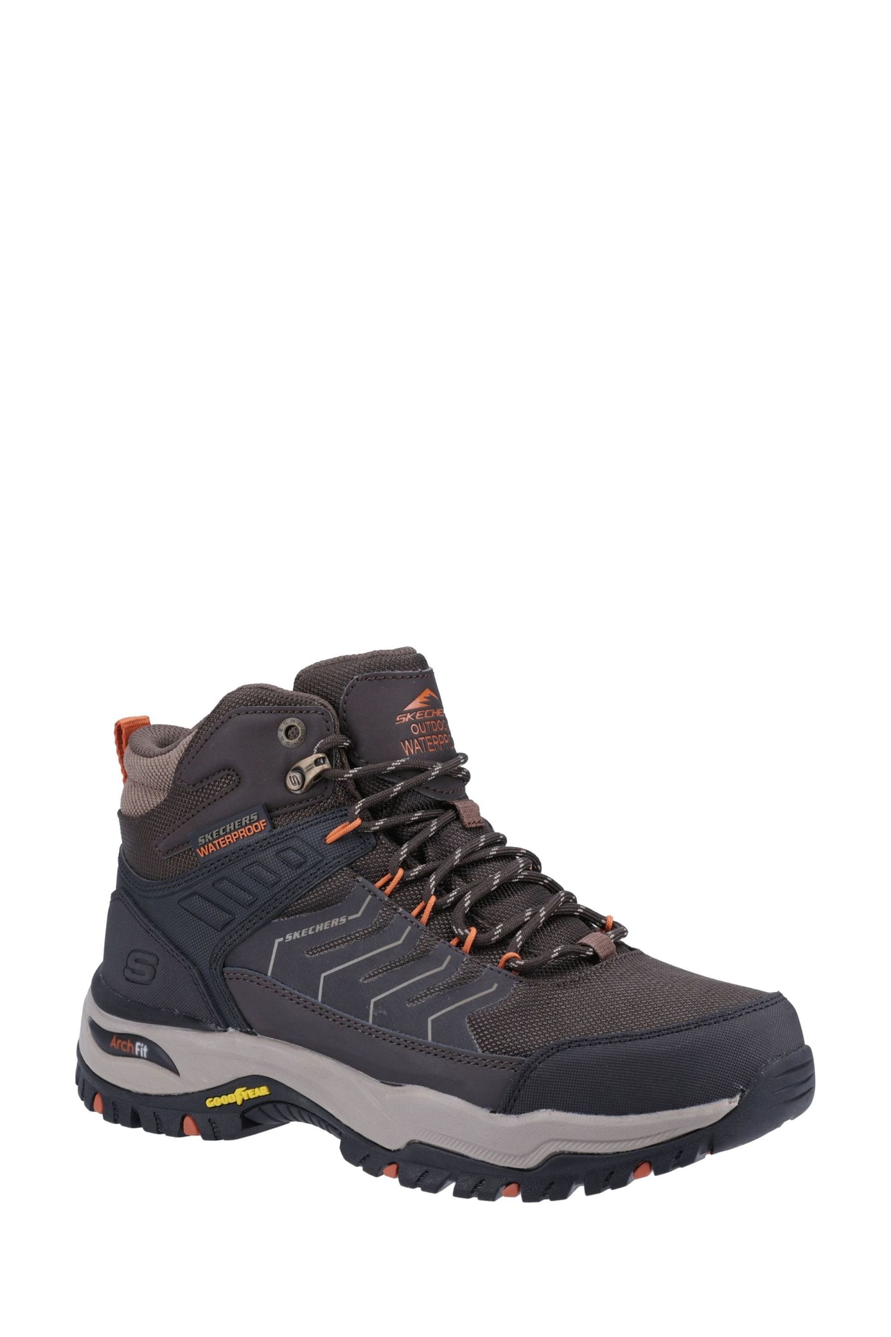 Sketcher hiking hotsell