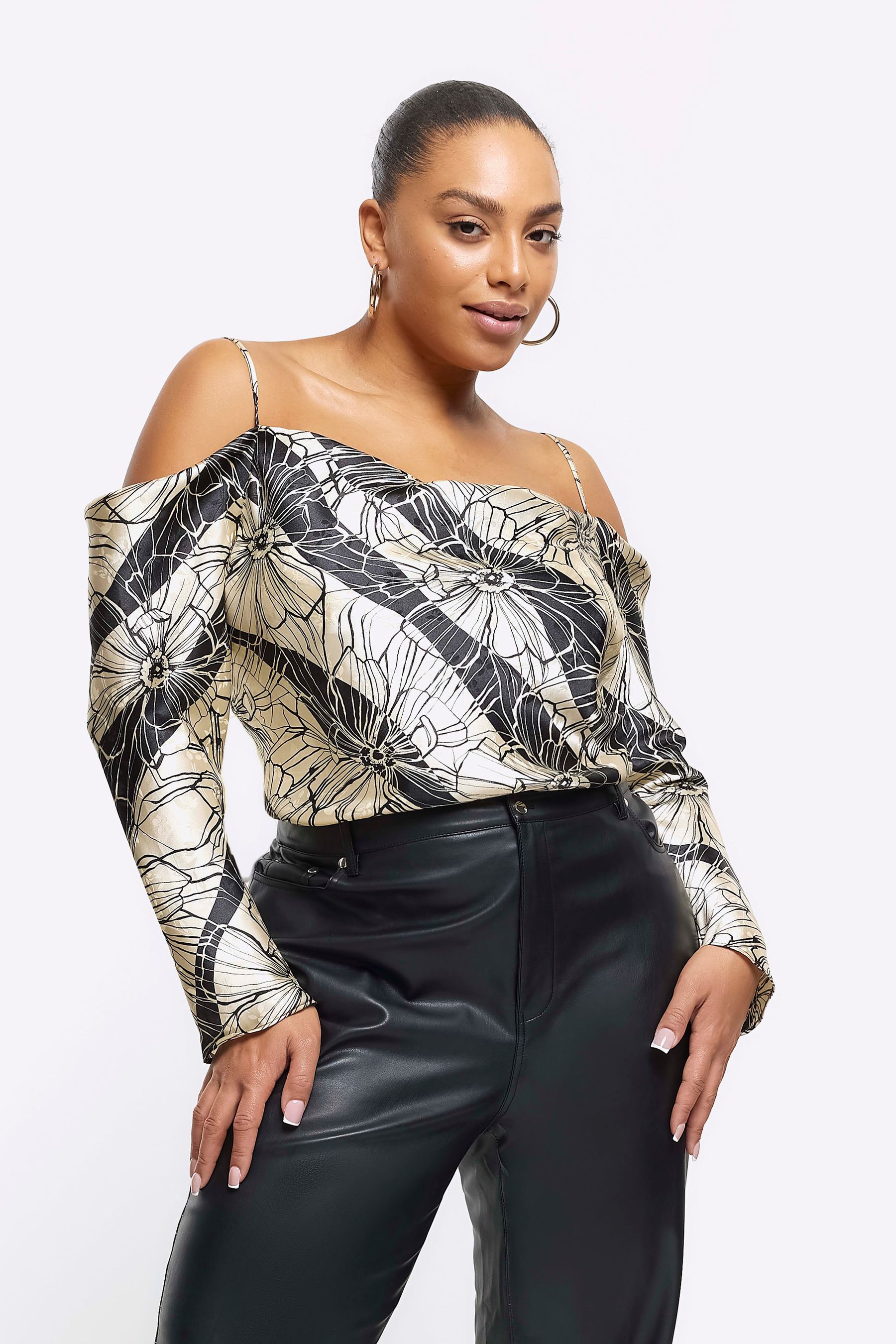 River island hotsell cold shoulder tops