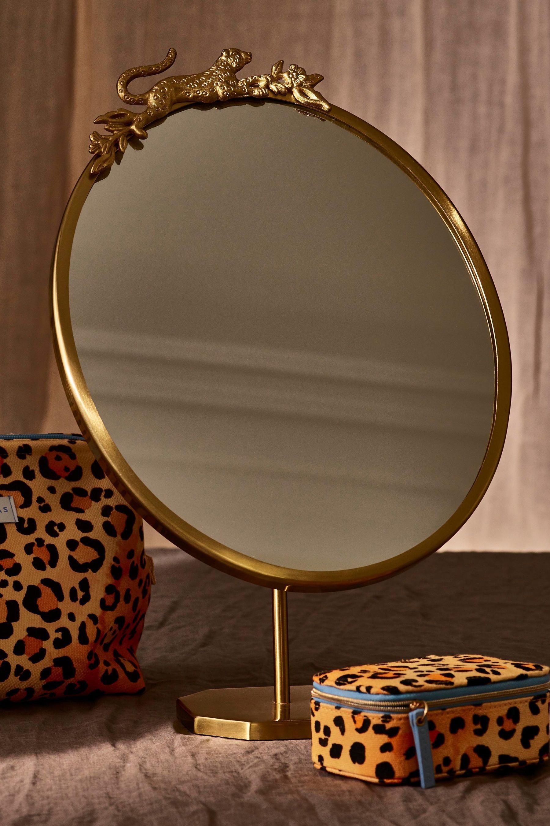 Dressing table mirror oliver bonas deals