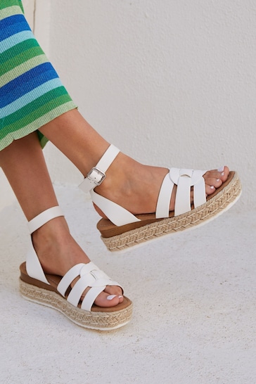Linzi White Dakota Flatform Sandals With Round Interlinked Upper Design