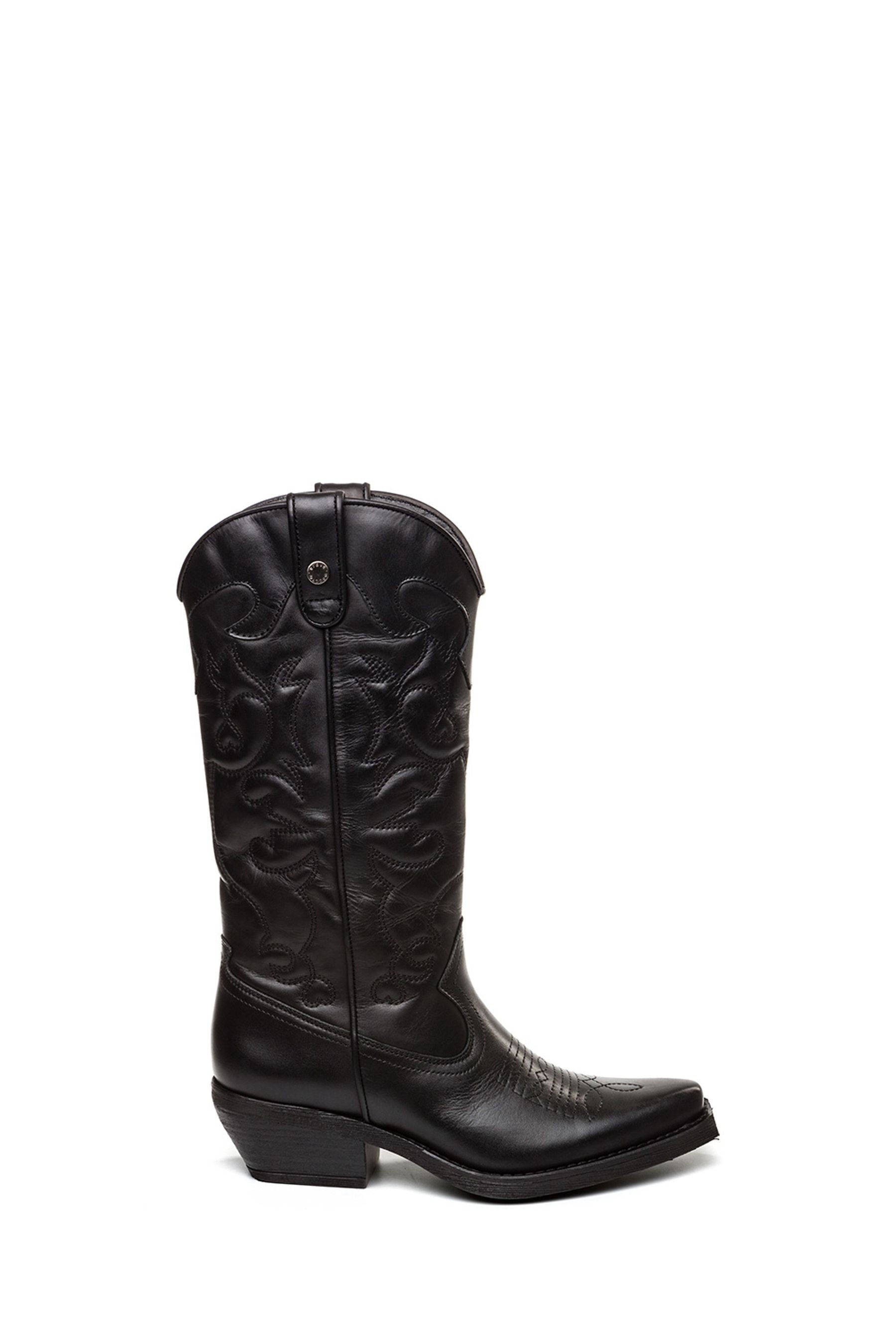 Steve madden black boots store